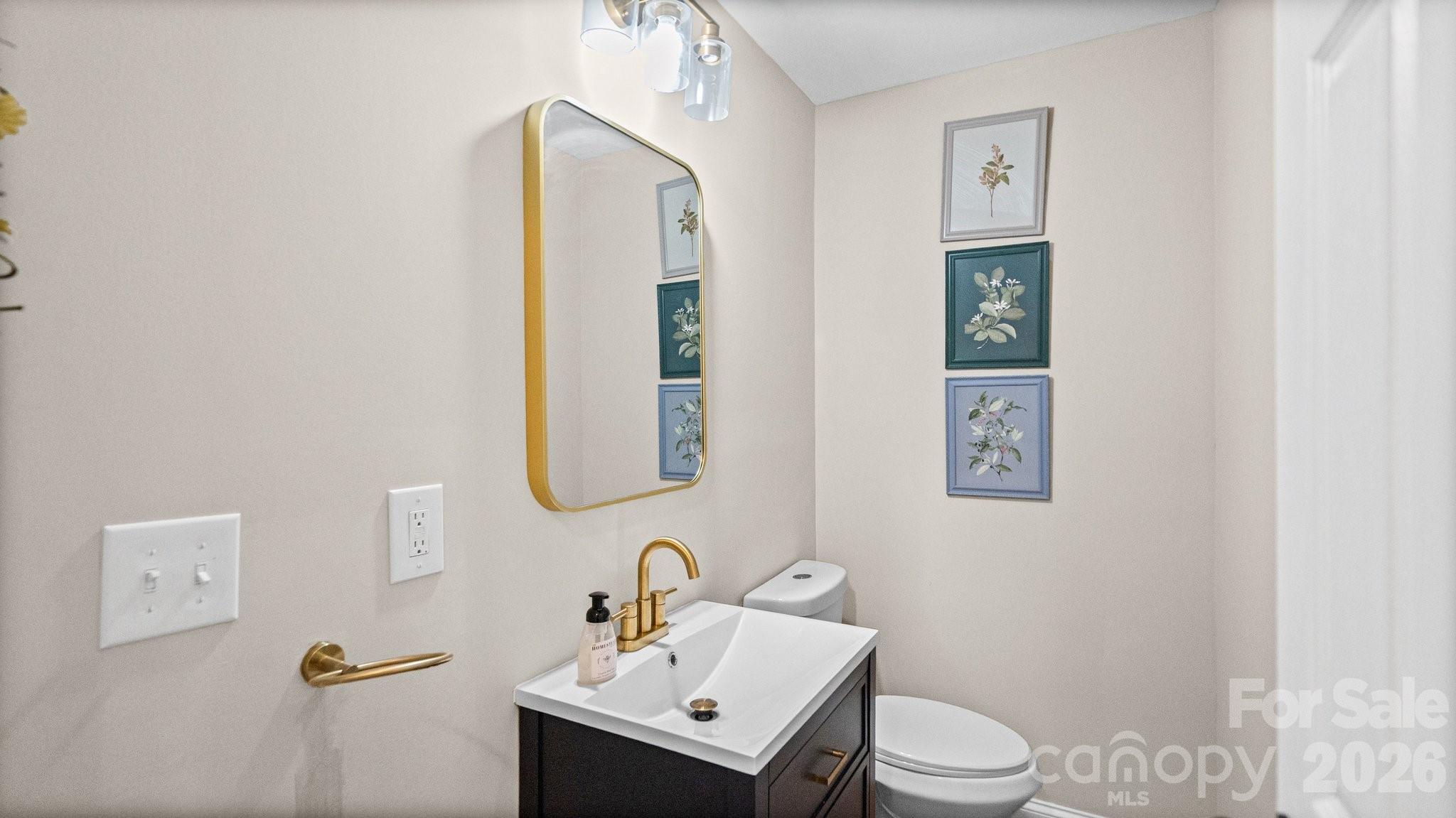 7823 Elwood Drive — Charlotte