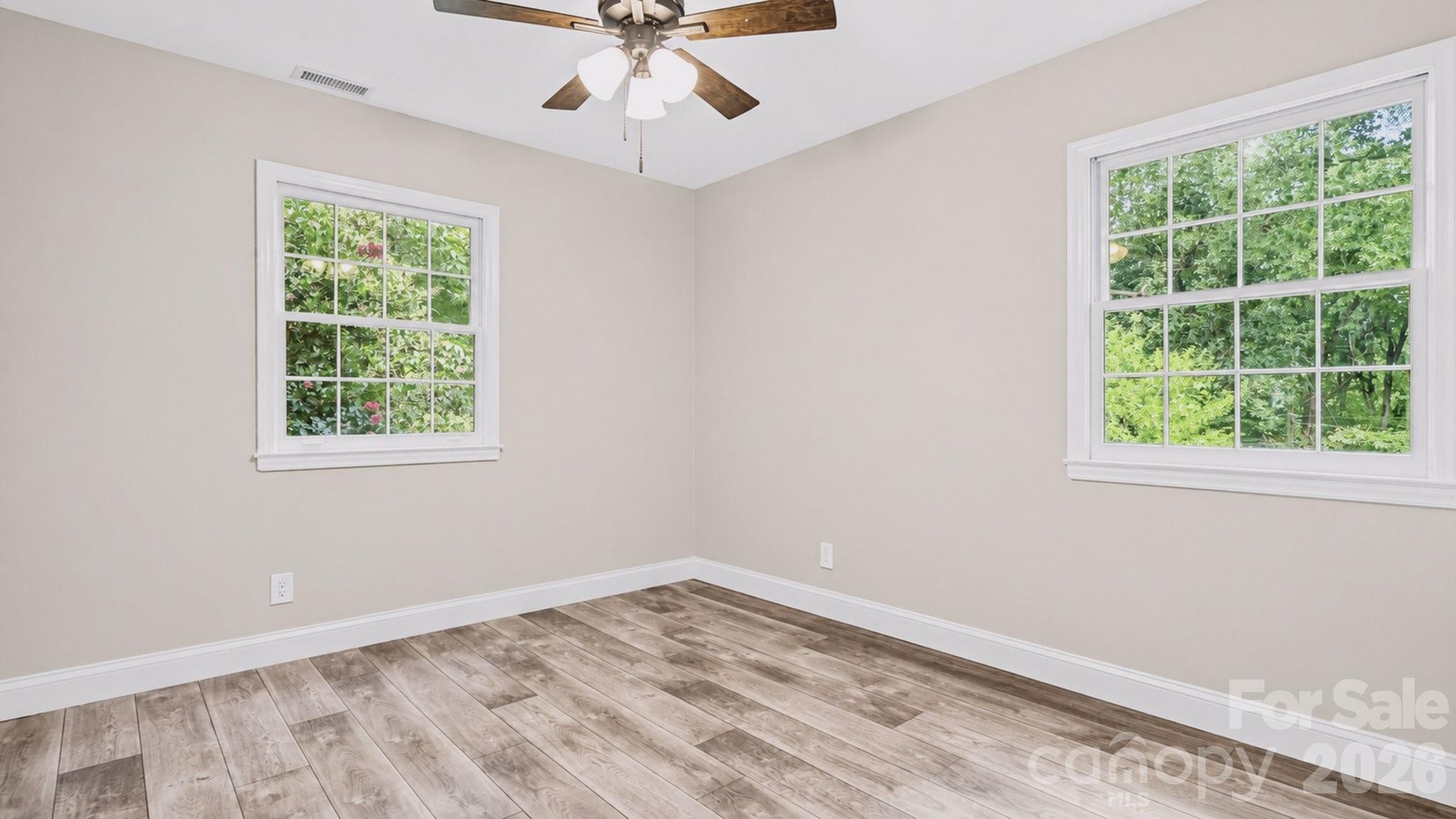 7823 Elwood Drive — Charlotte