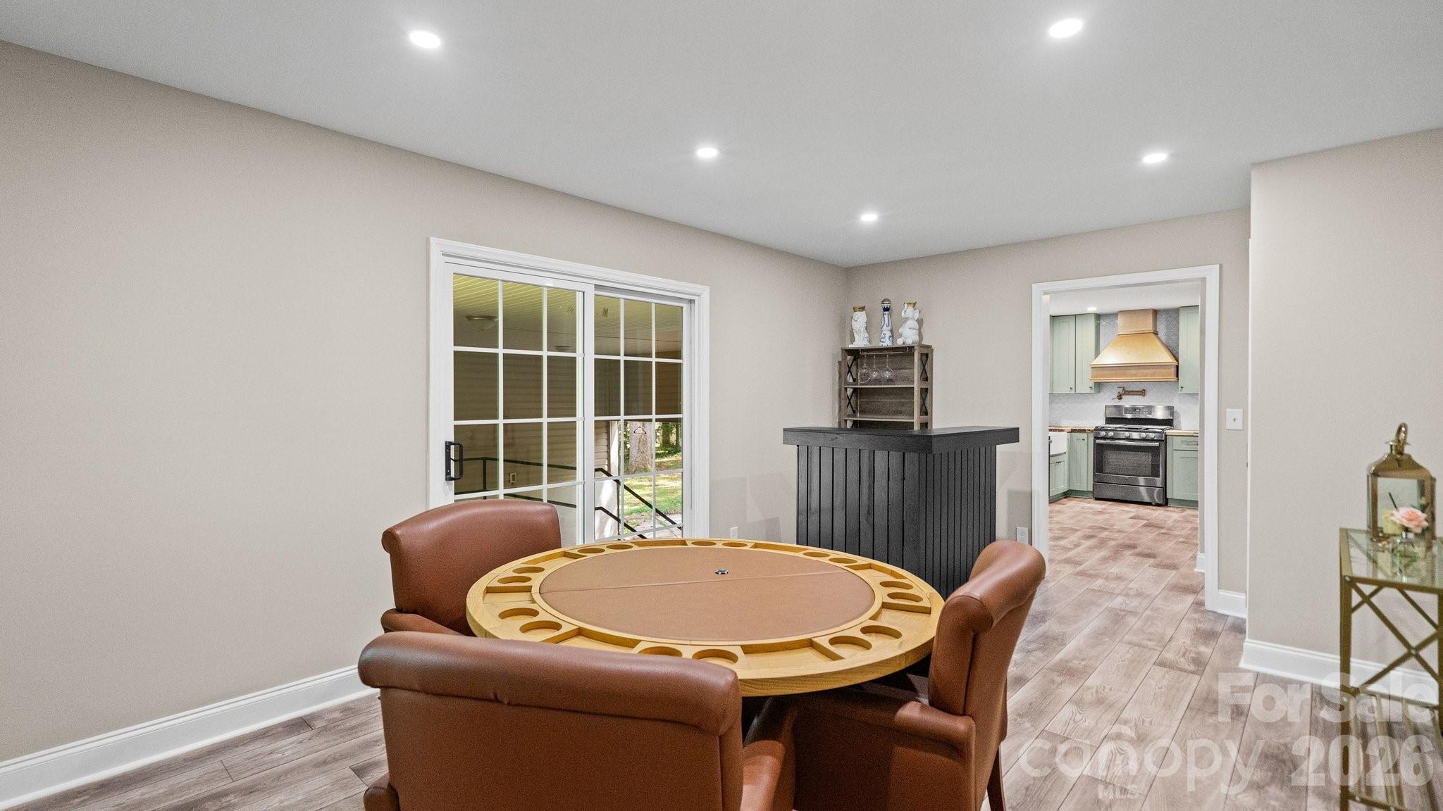 7823 Elwood Drive — Charlotte