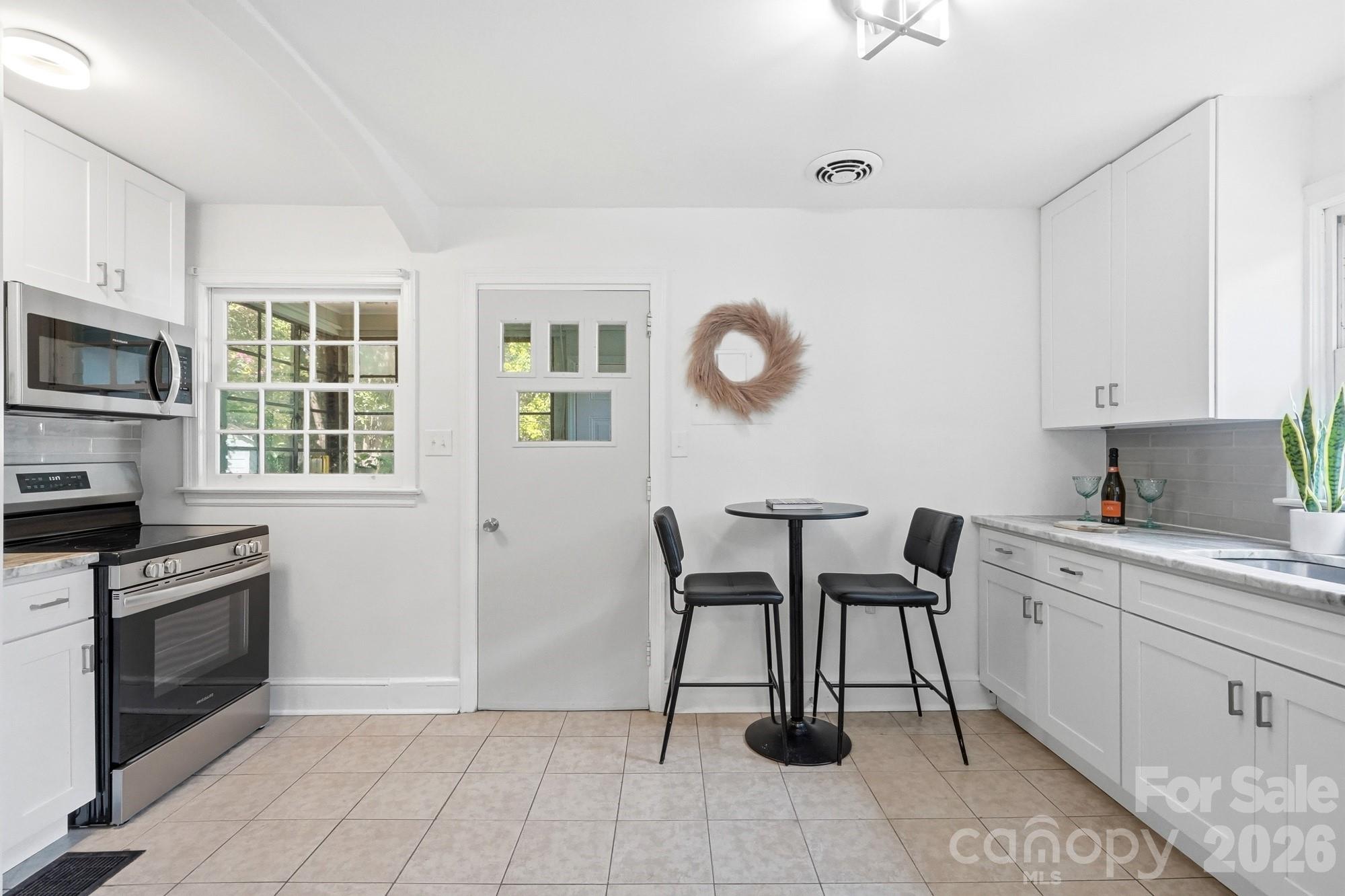 1506 Coker Avenue — Charlotte