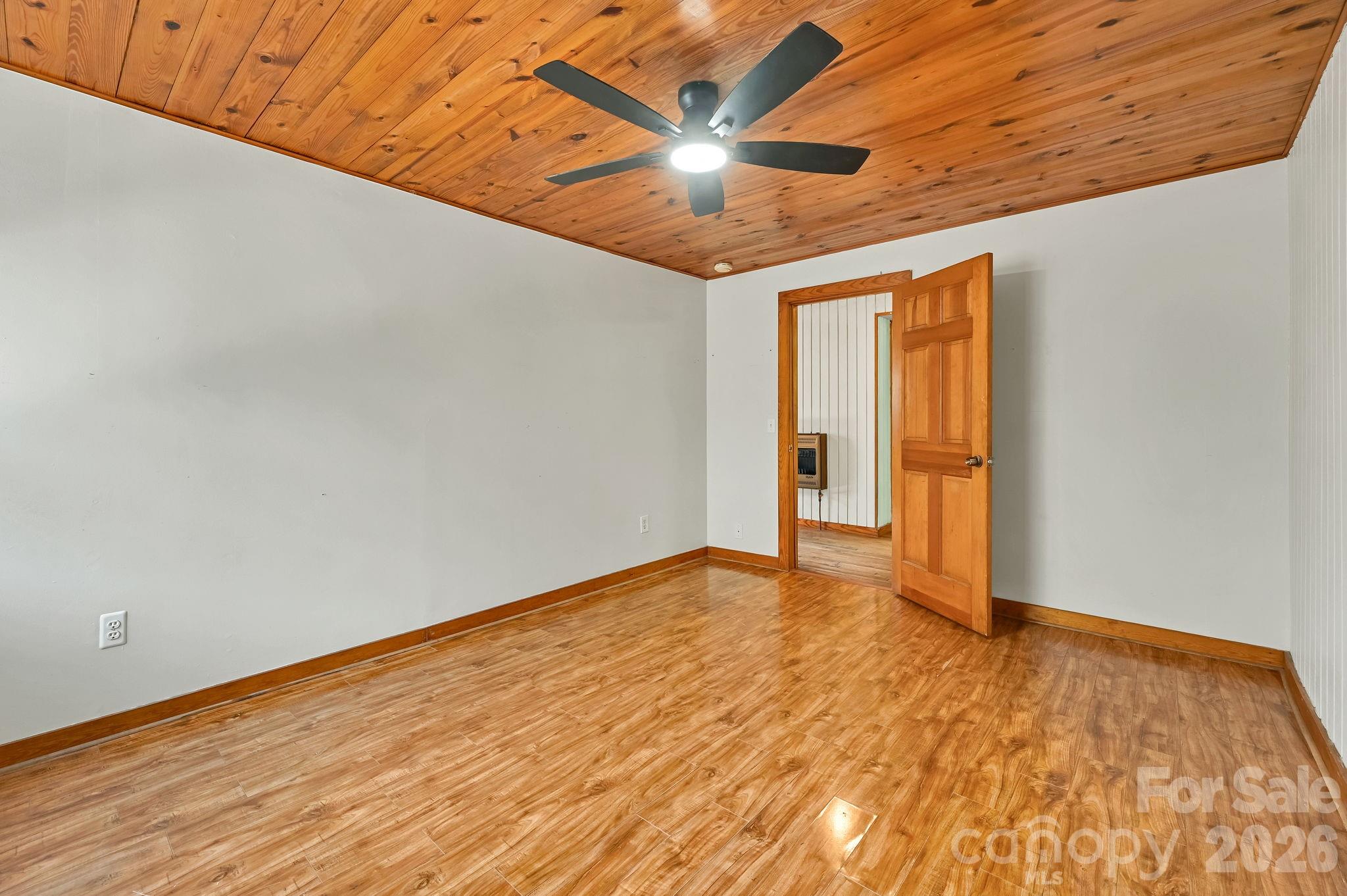 376 Fairview Road — Asheville