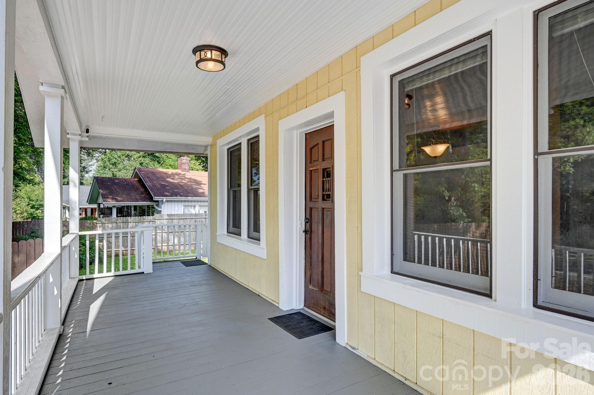 376 Fairview Road — Asheville