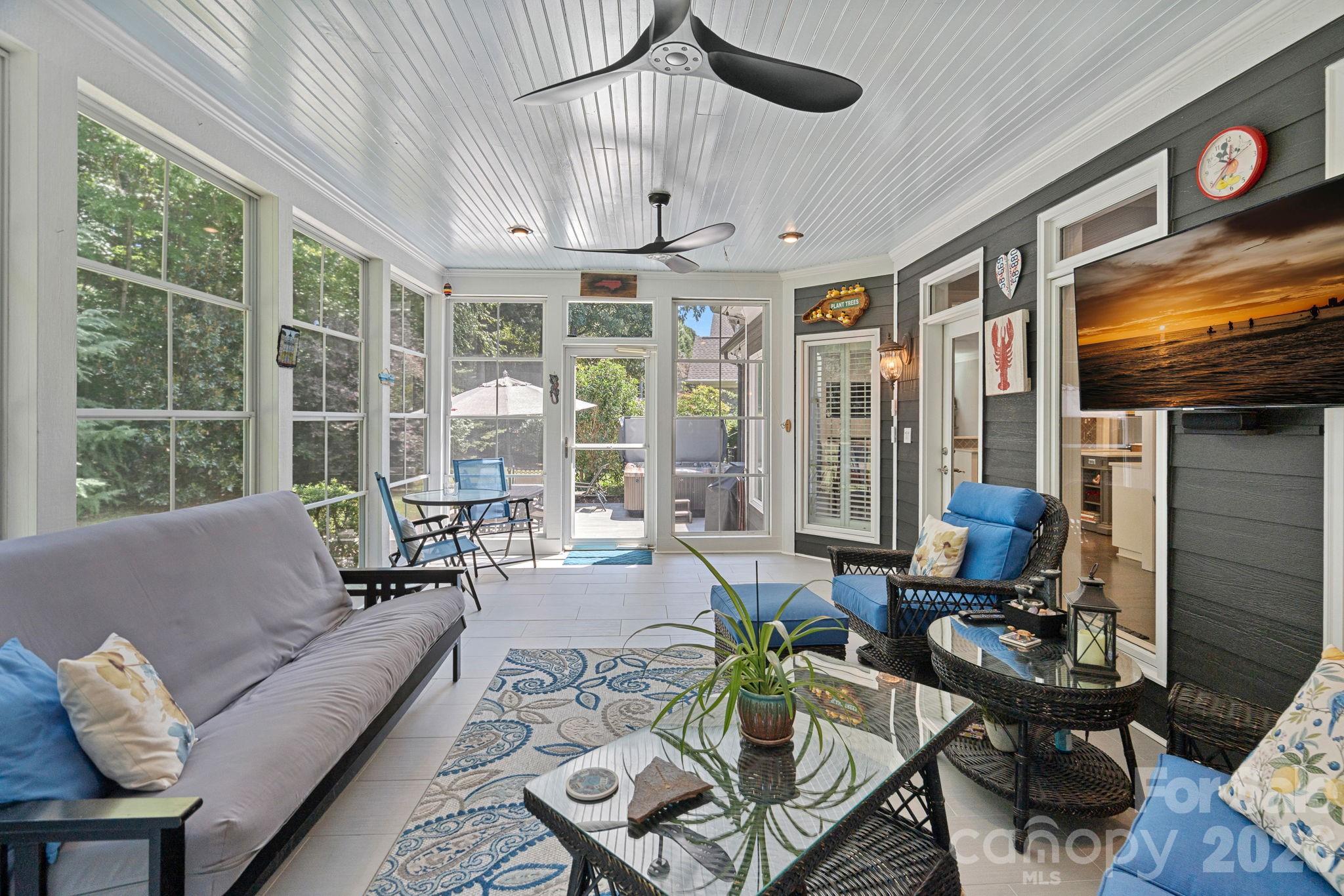 18525 Rollingdale Lane — Davidson