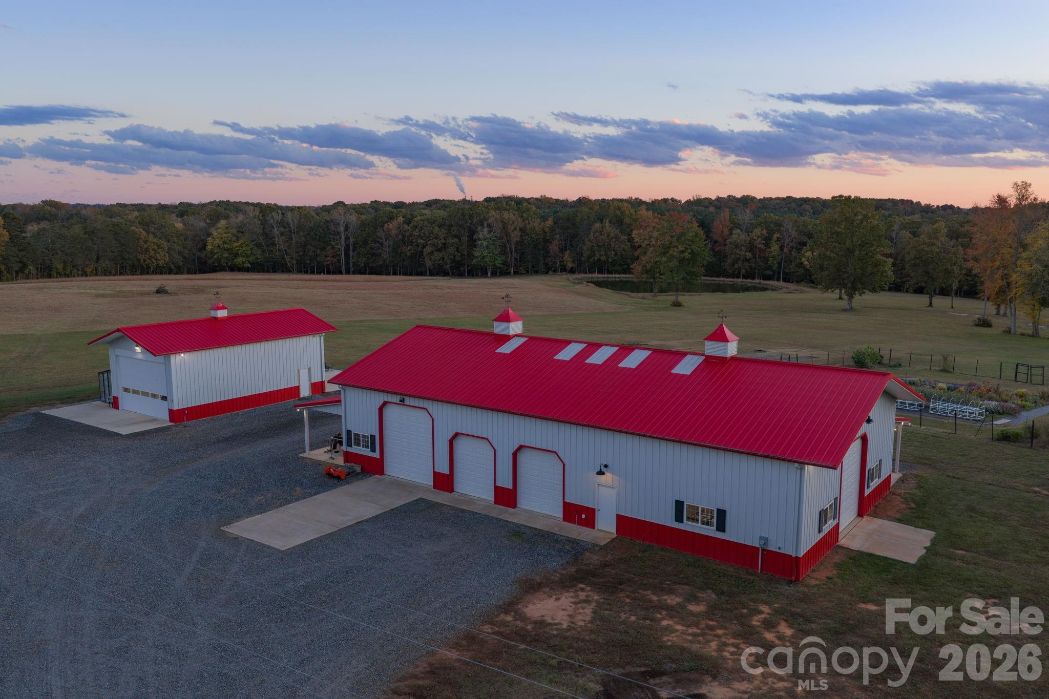 1260A Beaver Island Trail Road — Walnut Cove