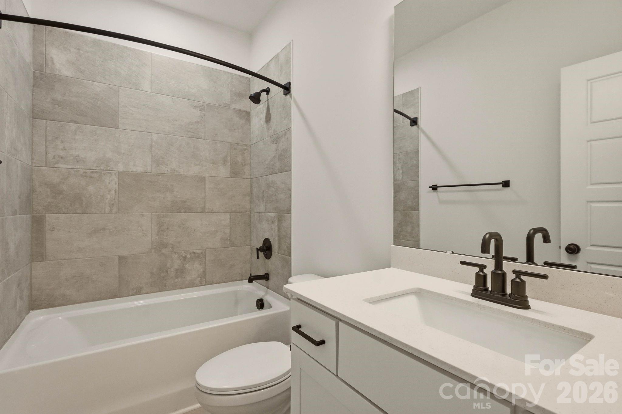 4035 Bass River Parkway — Charlotte