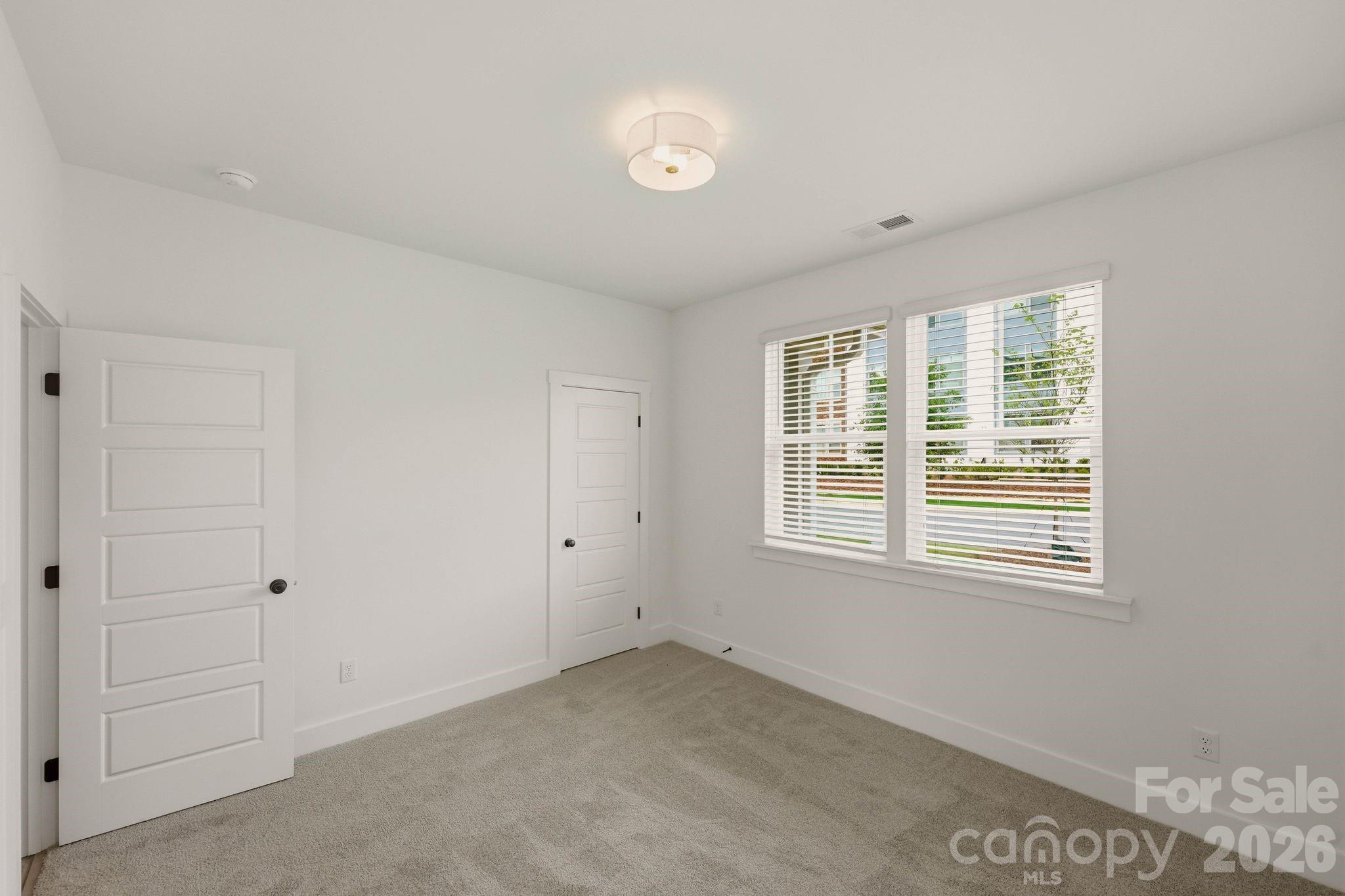 4035 Bass River Parkway — Charlotte