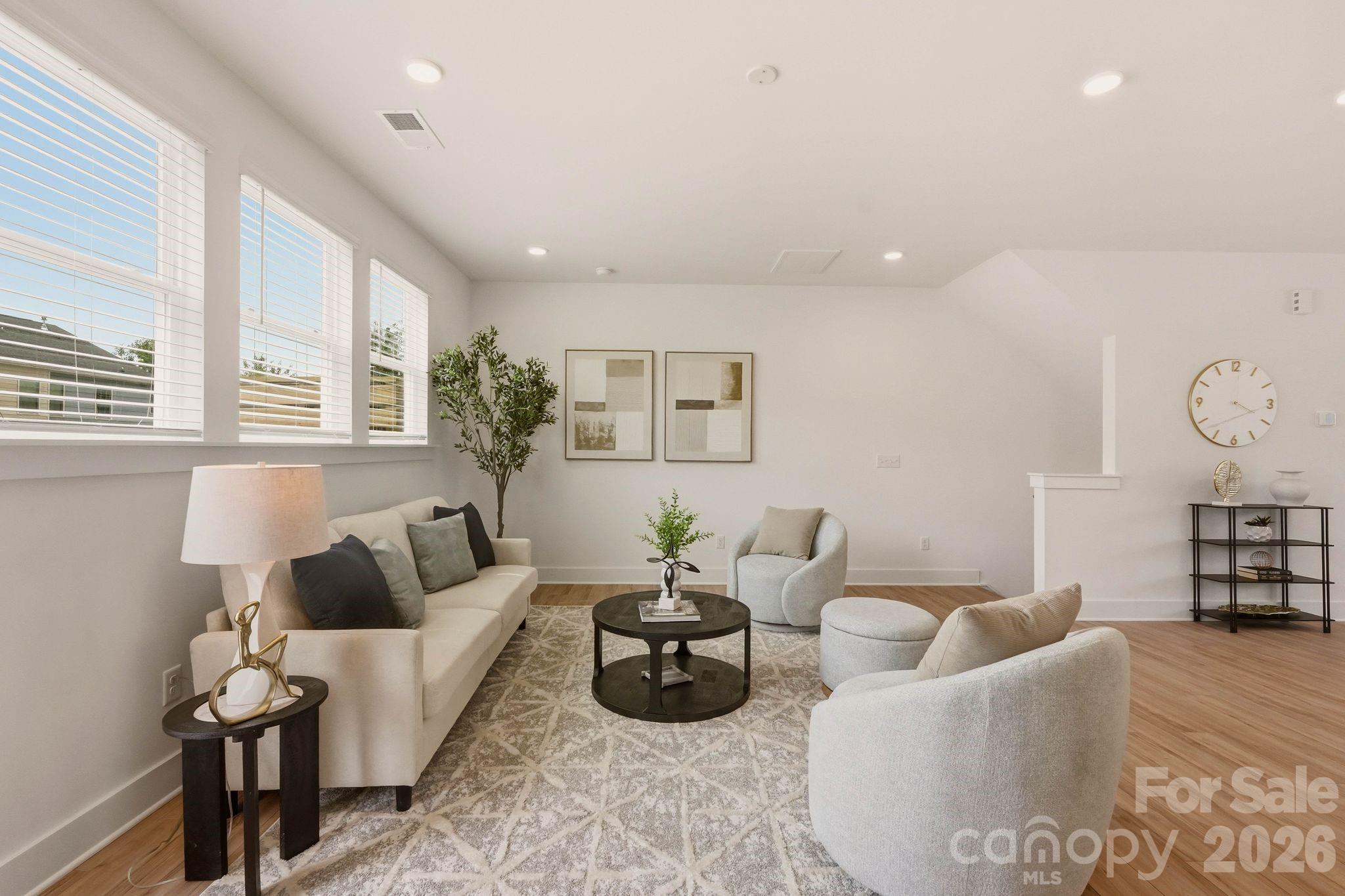 4035 Bass River Parkway — Charlotte