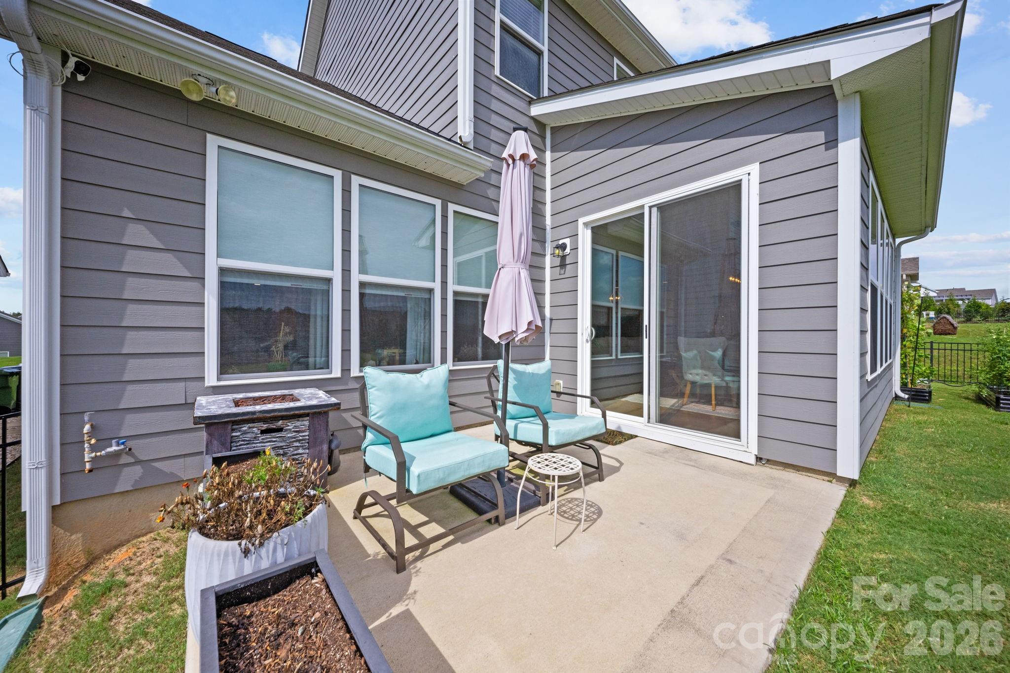 16139 Tulloch Road — Charlotte
