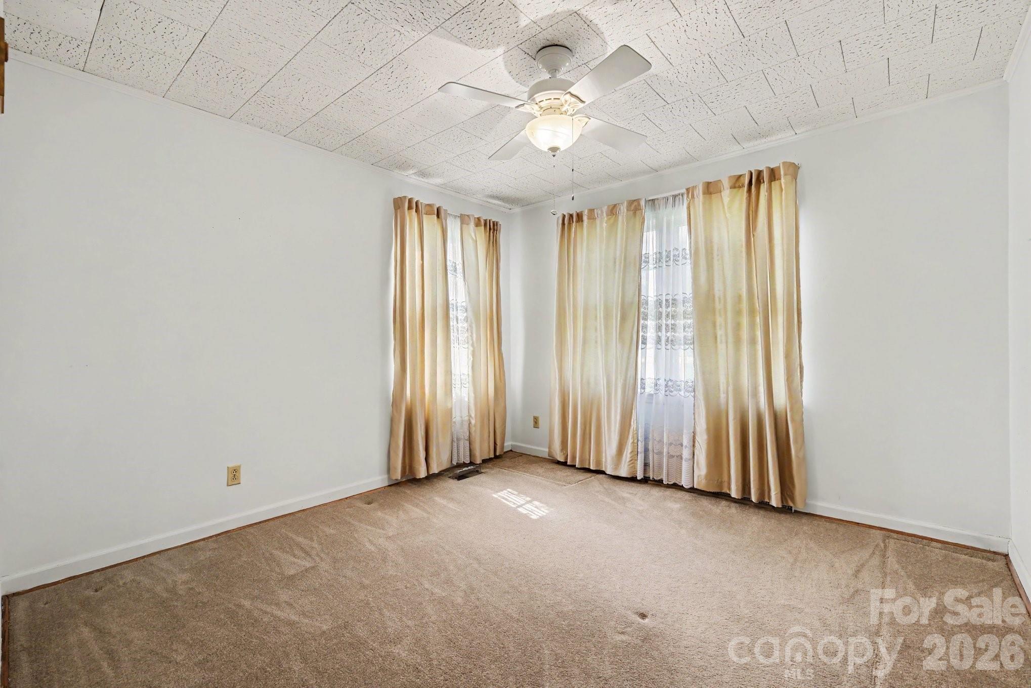 2997 Flat Creek Road — Lancaster