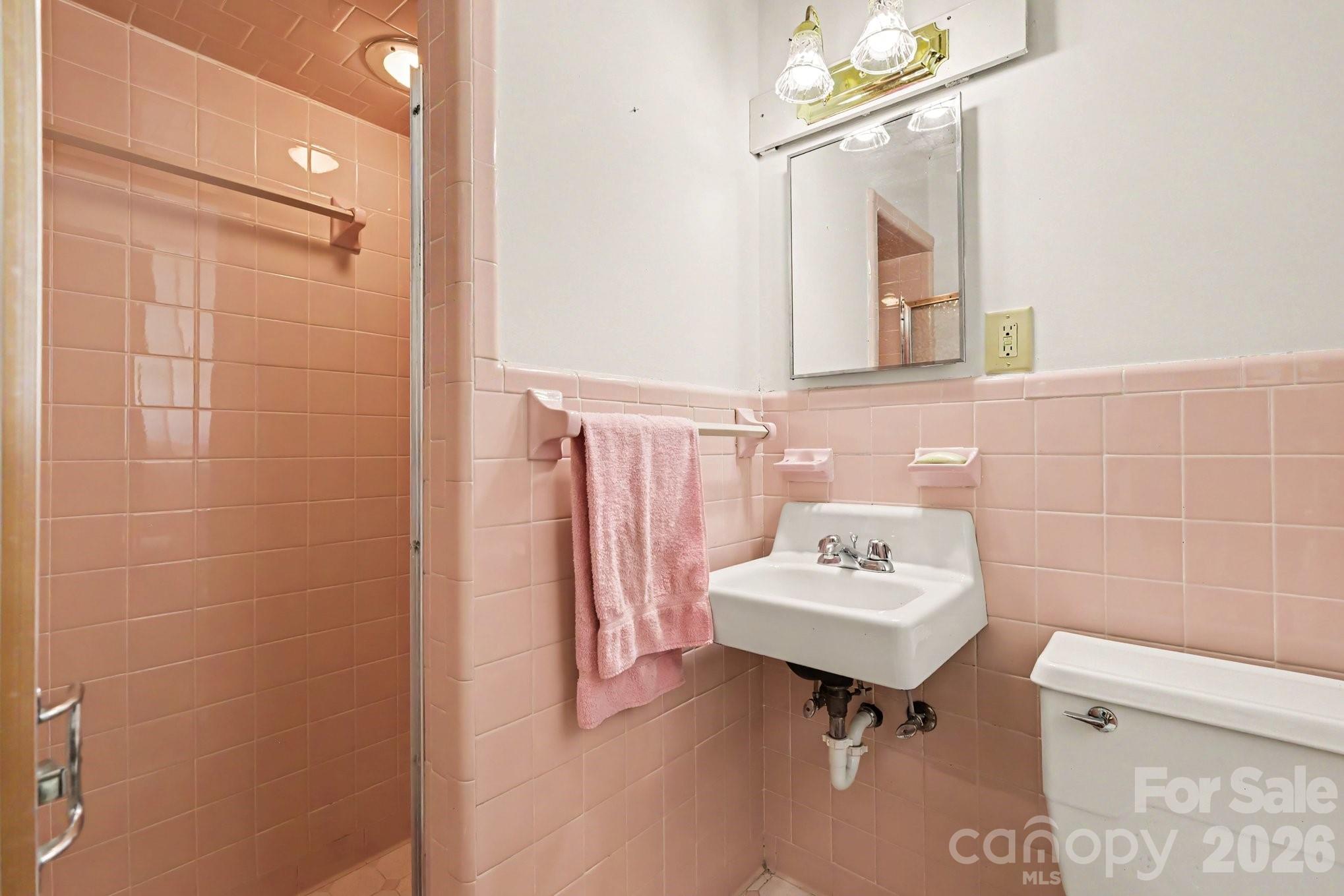 2997 Flat Creek Road — Lancaster