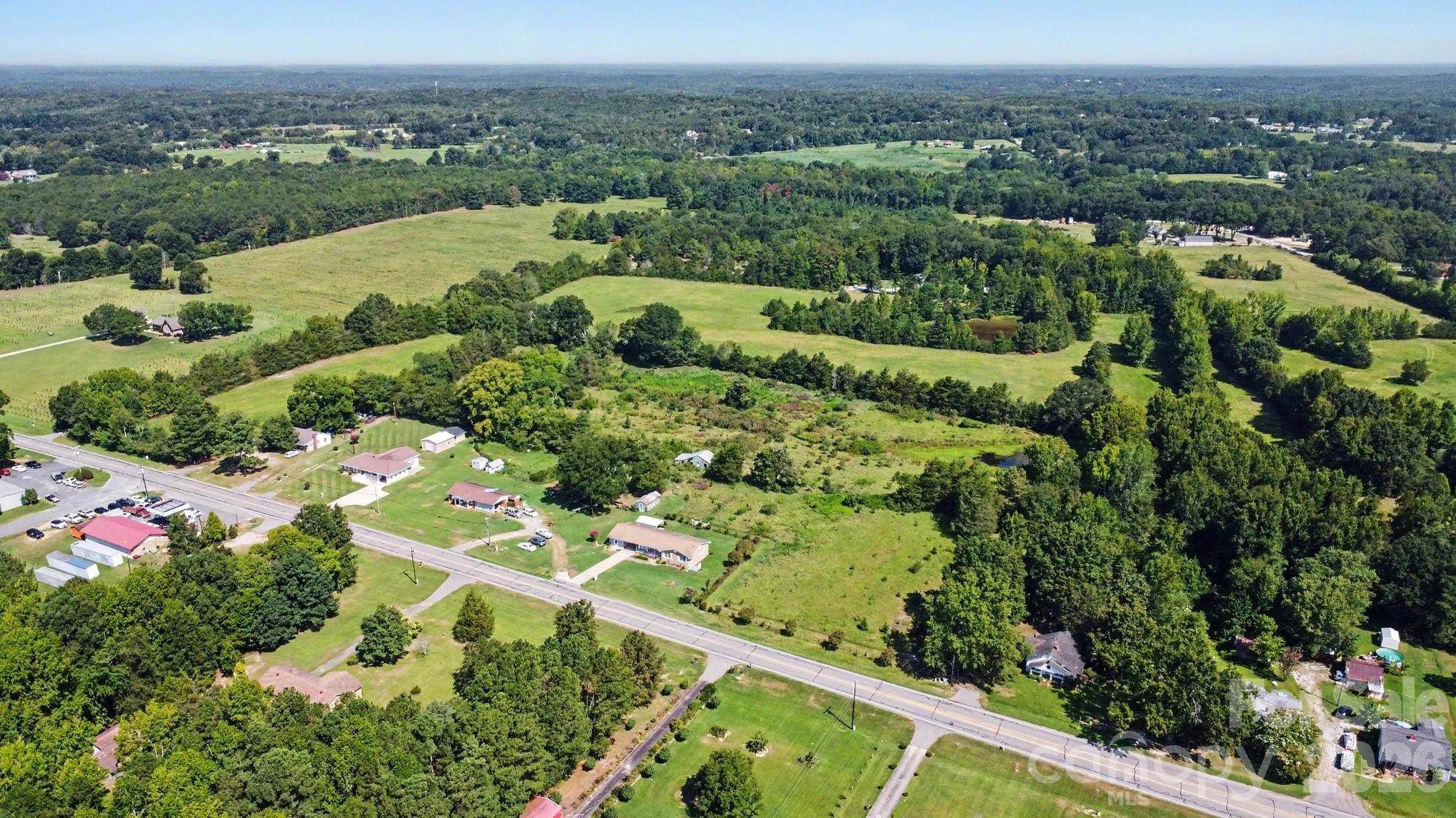 2997 Flat Creek Road — Lancaster