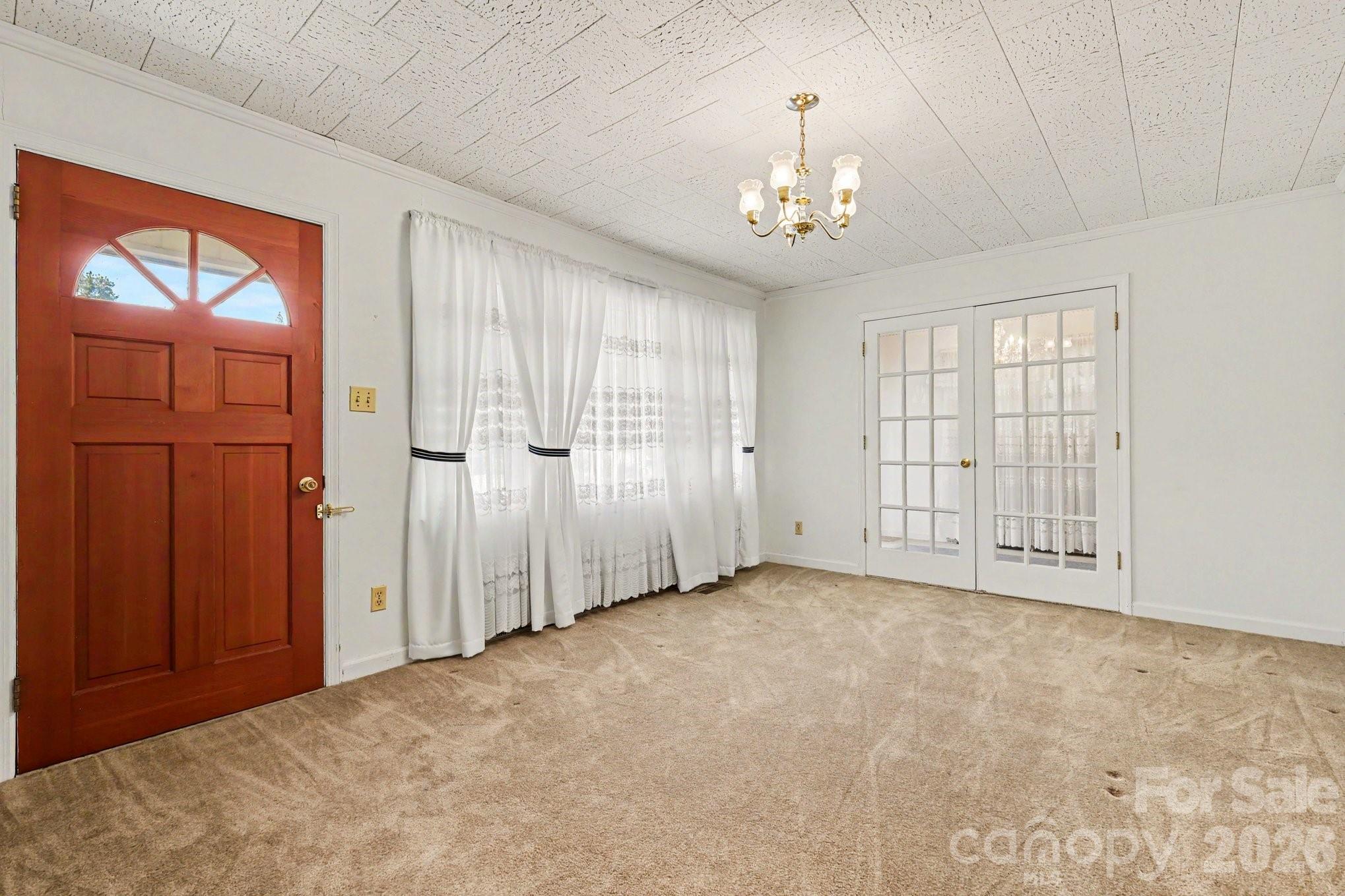 2997 Flat Creek Road — Lancaster