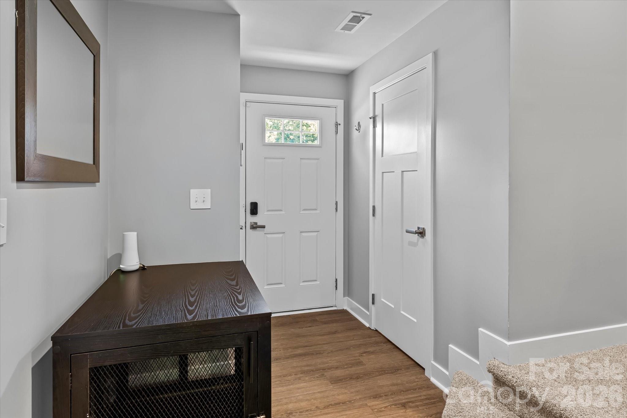 3037 Beeler Lane — Charlotte