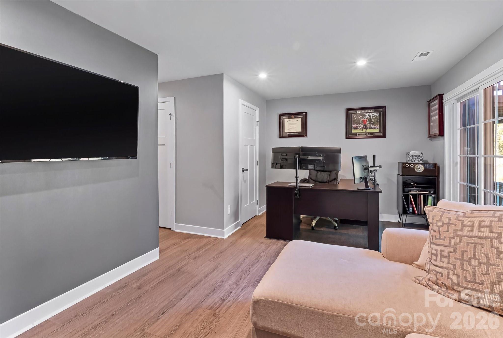 3037 Beeler Lane — Charlotte
