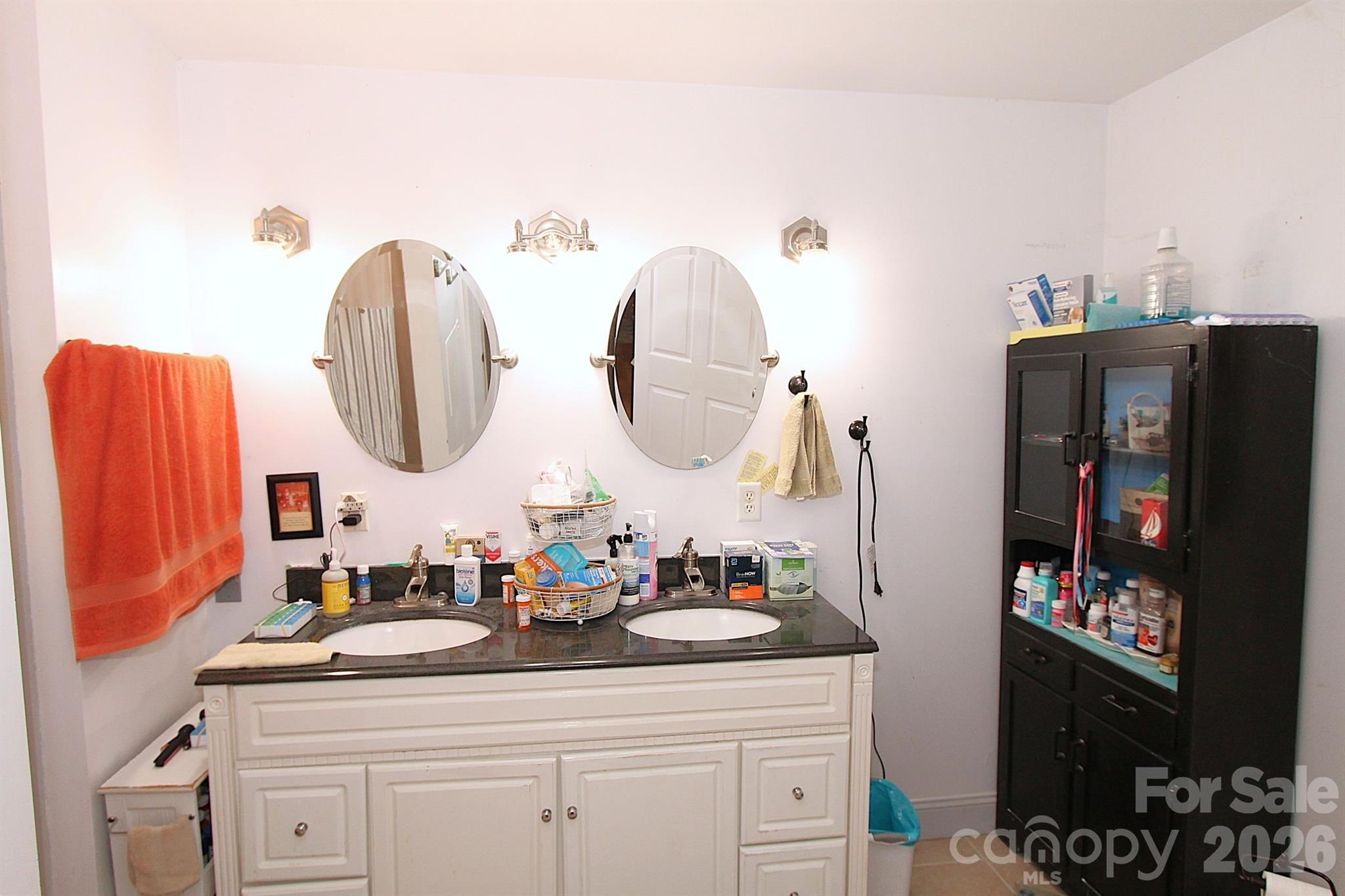 86 Pine Ridge Road — Hendersonville