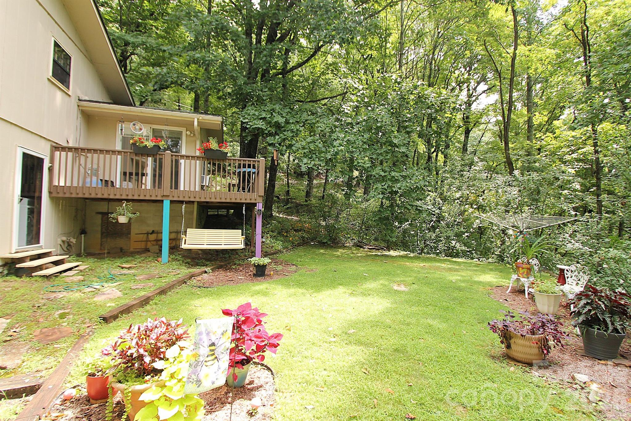 86 Pine Ridge Road — Hendersonville