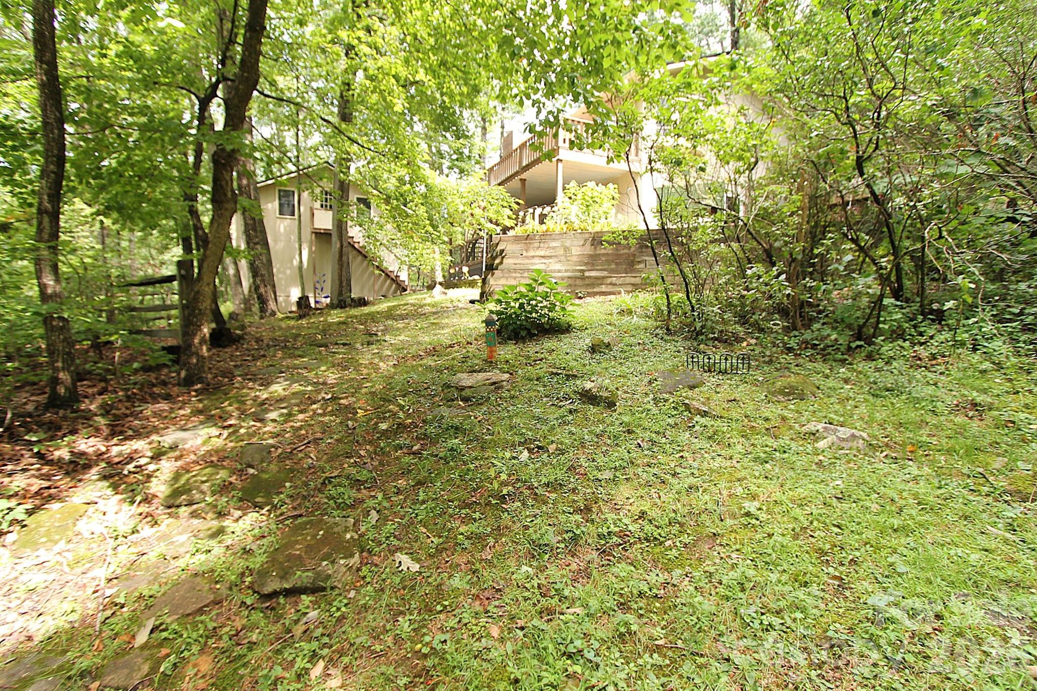 86 Pine Ridge Road — Hendersonville