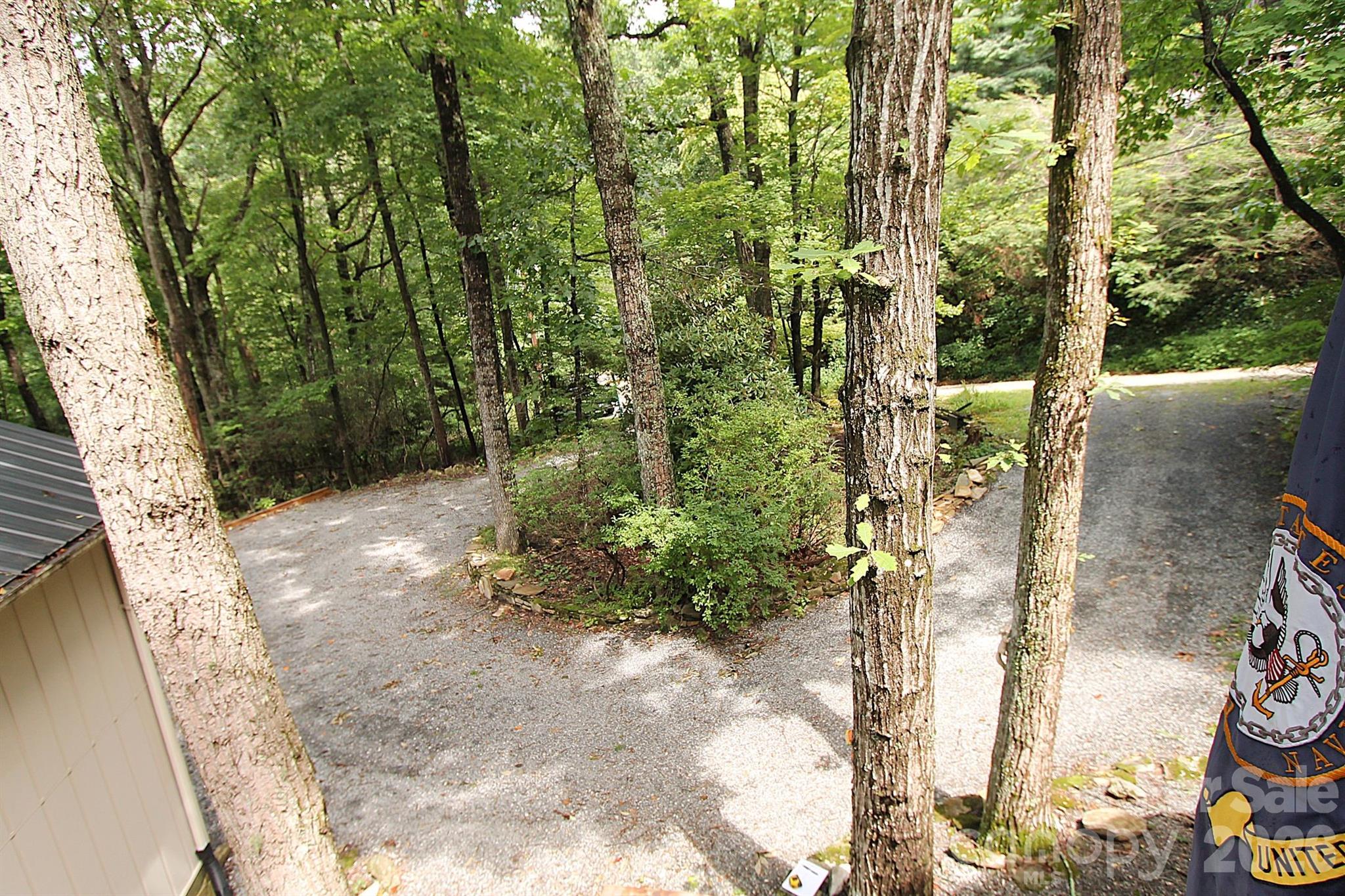 86 Pine Ridge Road — Hendersonville