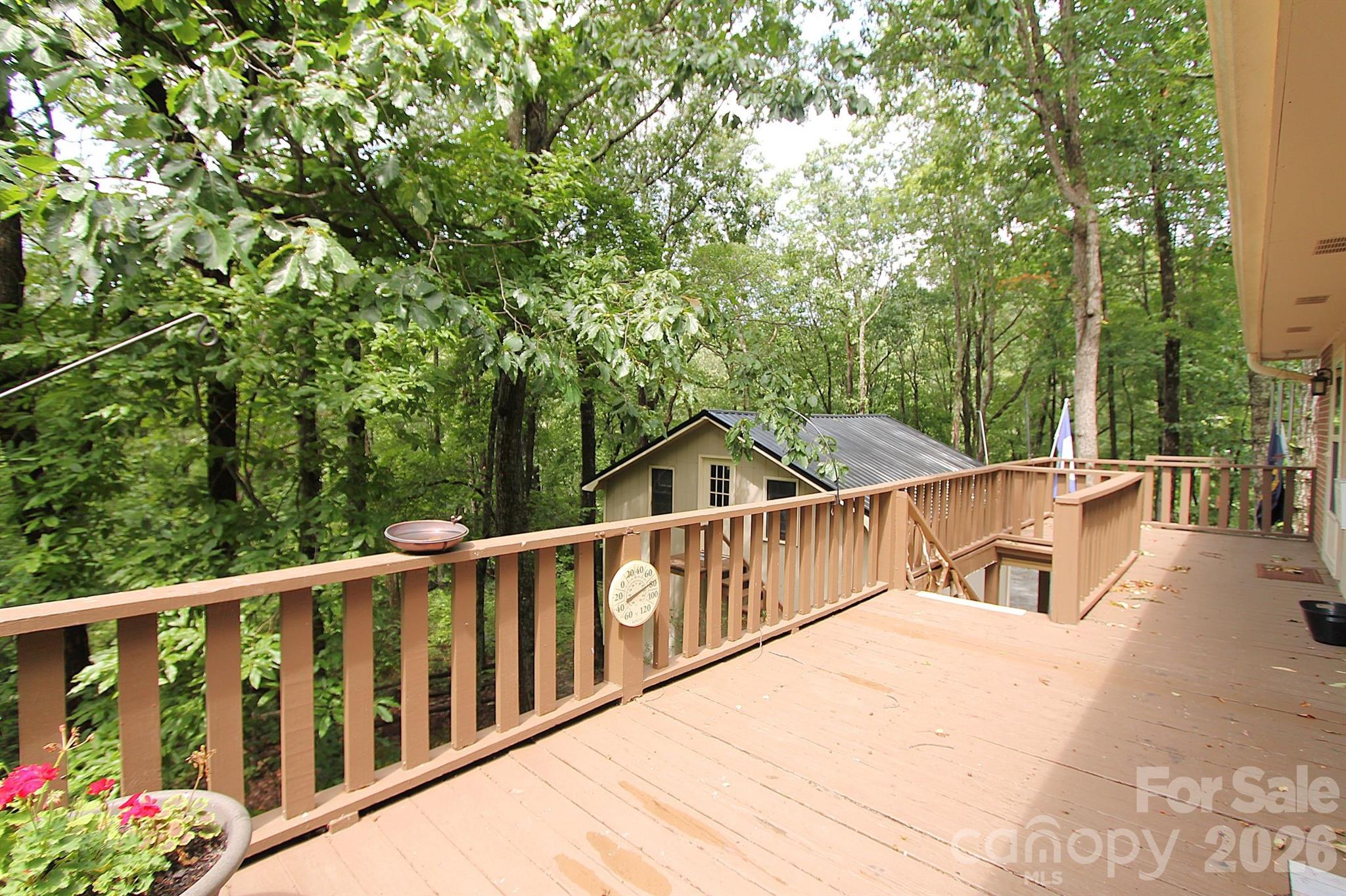 86 Pine Ridge Road — Hendersonville