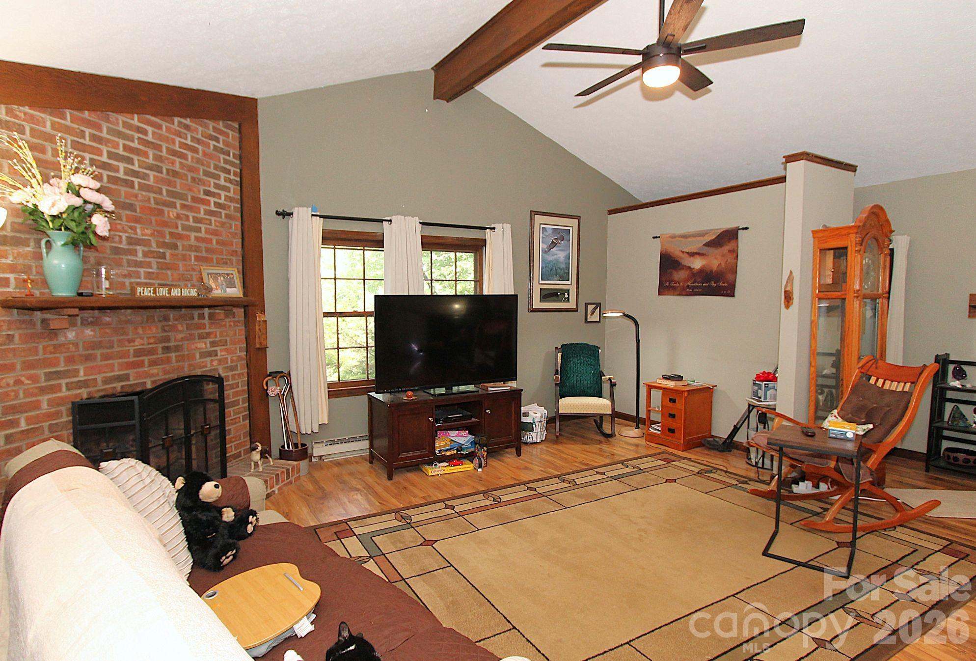 86 Pine Ridge Road — Hendersonville