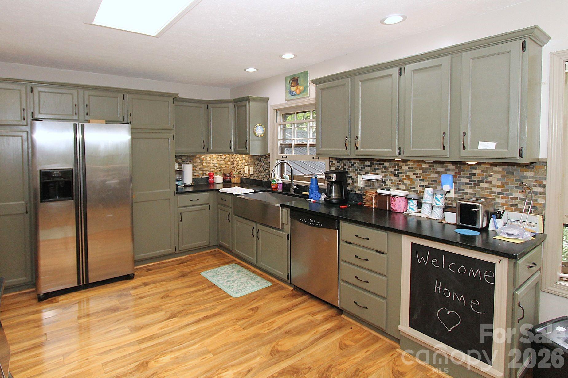 86 Pine Ridge Road — Hendersonville