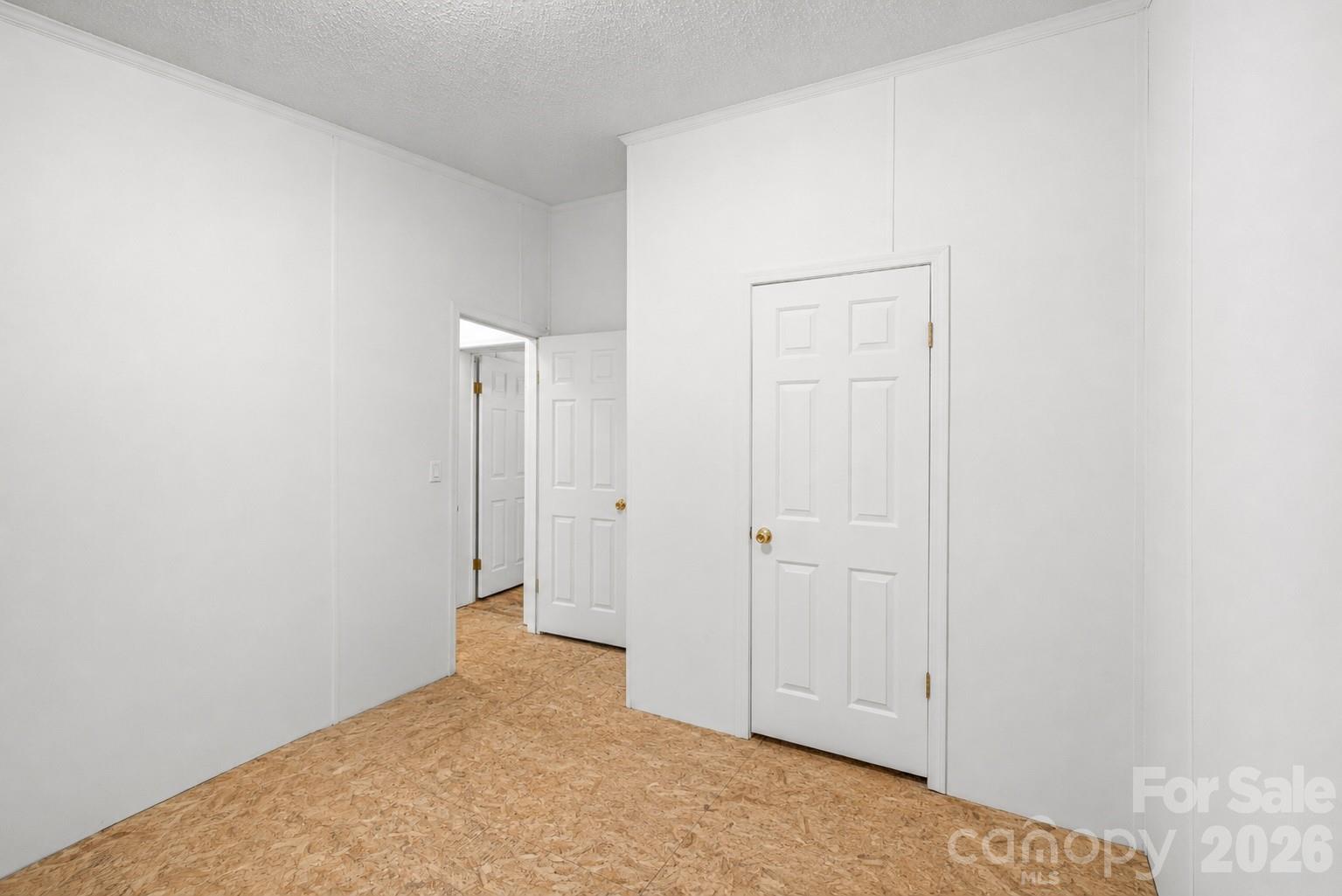 1475 Smith Woods Lane — Hickory Grove