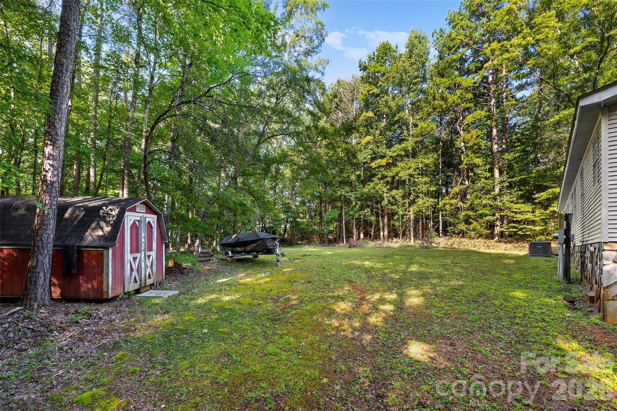 1475 Smith Woods Lane — Hickory Grove