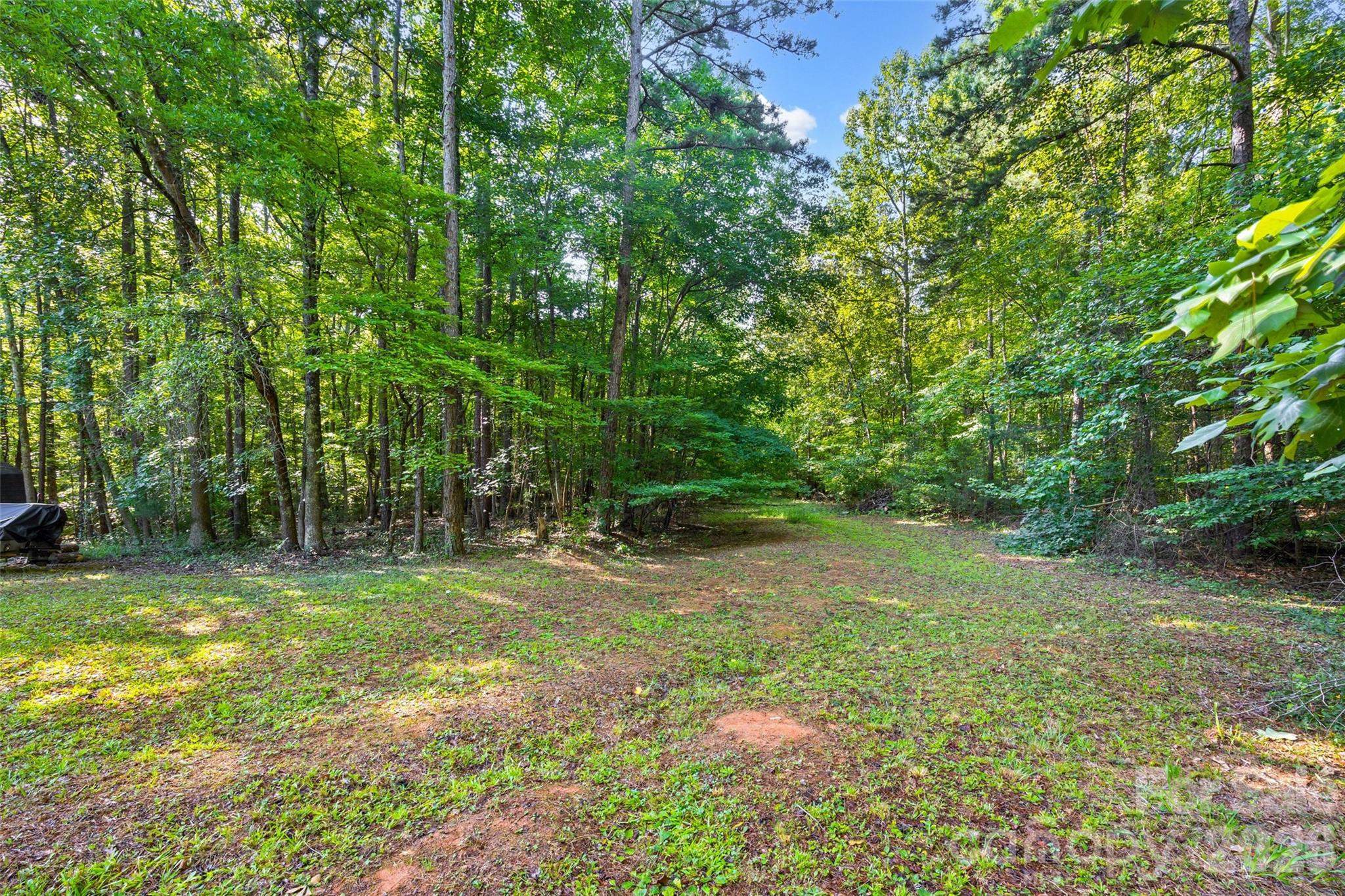 1475 Smith Woods Lane — Hickory Grove