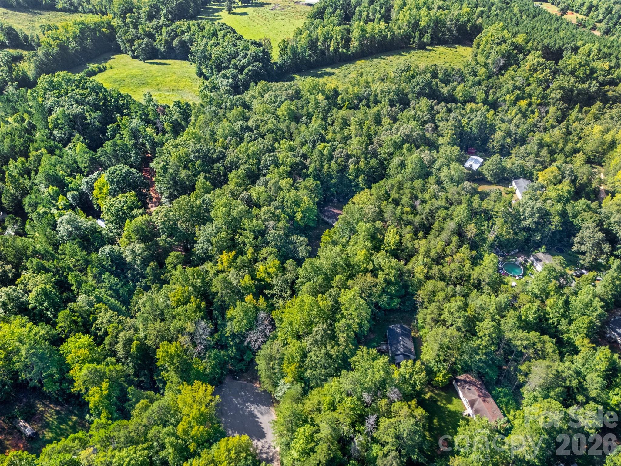 1475 Smith Woods Lane — Hickory Grove