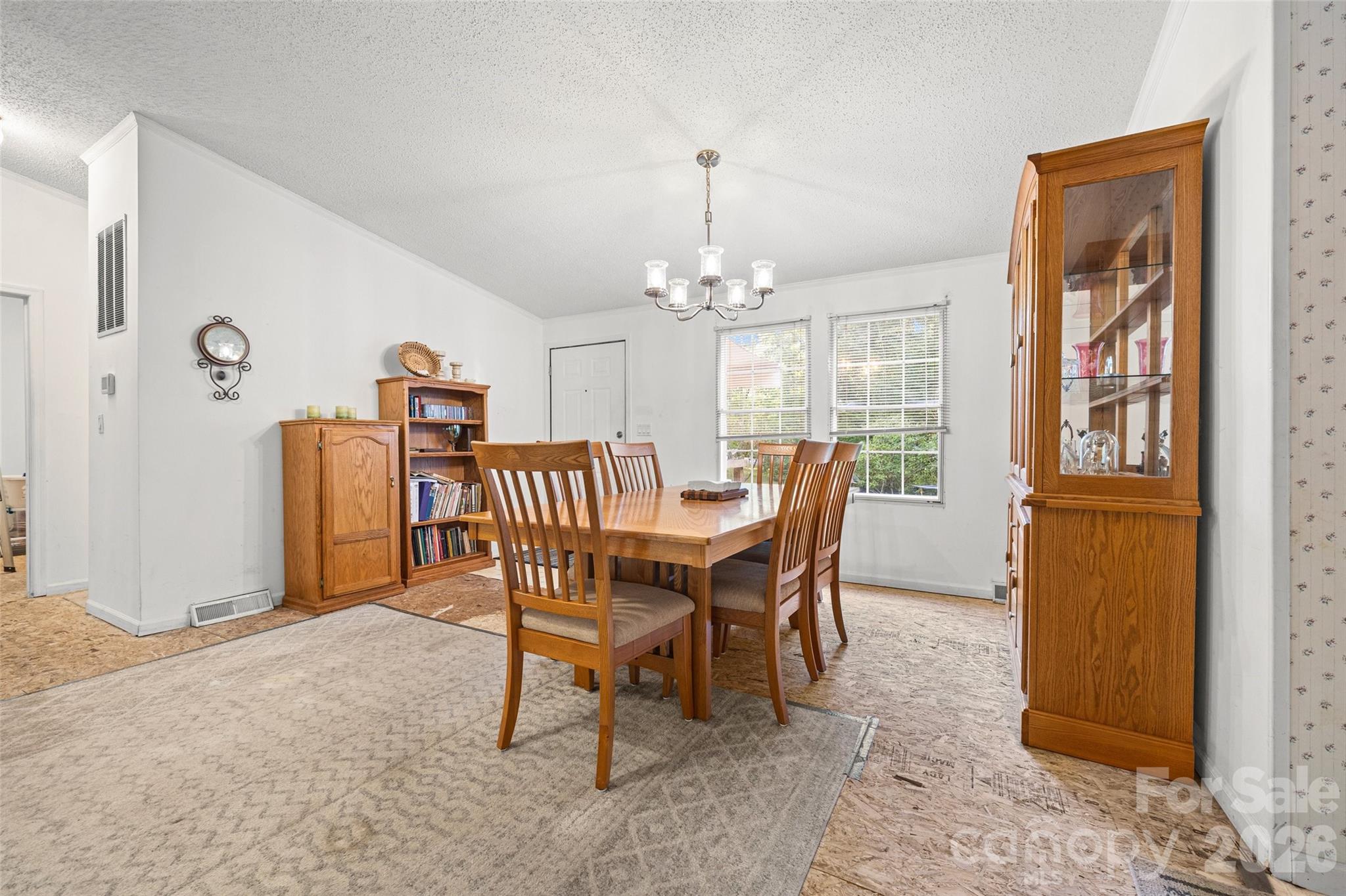 1475 Smith Woods Lane — Hickory Grove