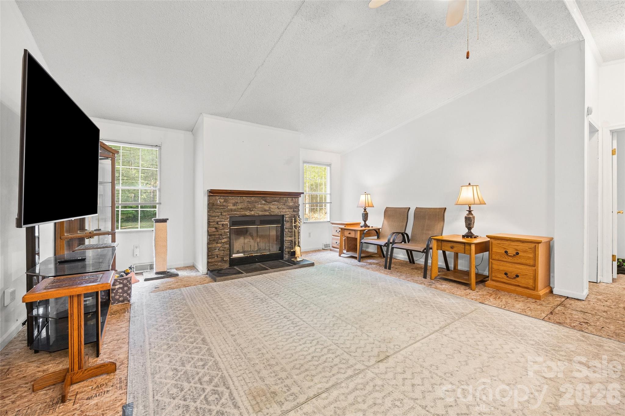 1475 Smith Woods Lane — Hickory Grove