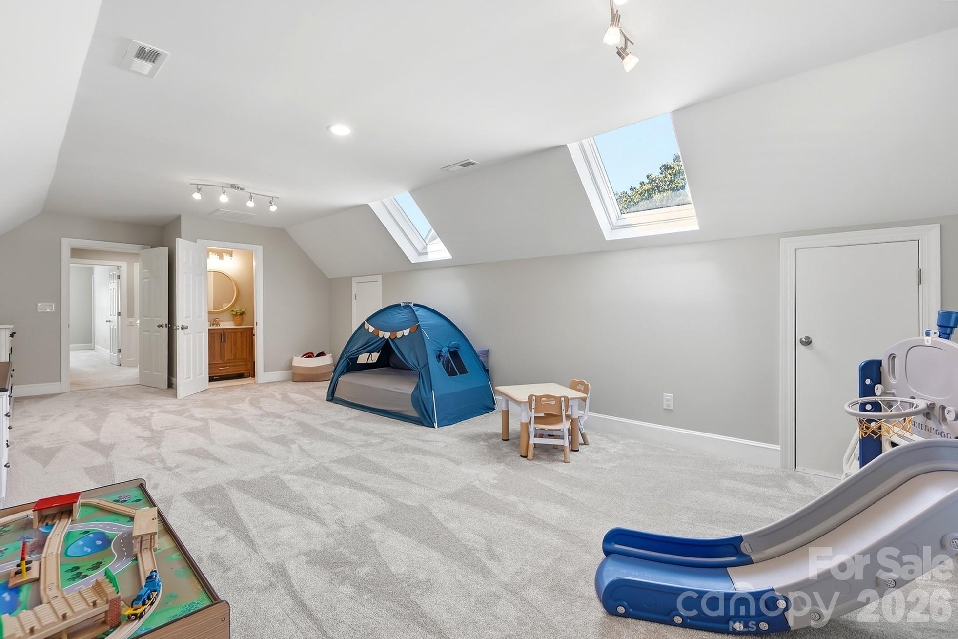7310 Swansea Lane — Cornelius