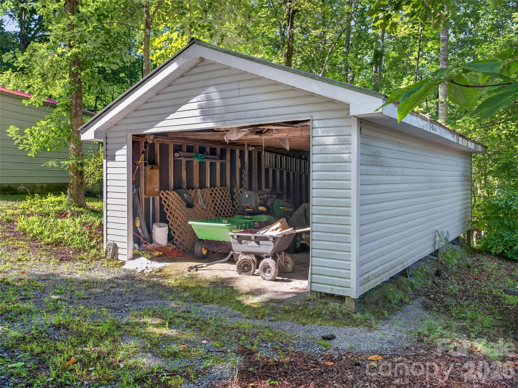 1900 Solomon Jones Road — Cedar Mountain