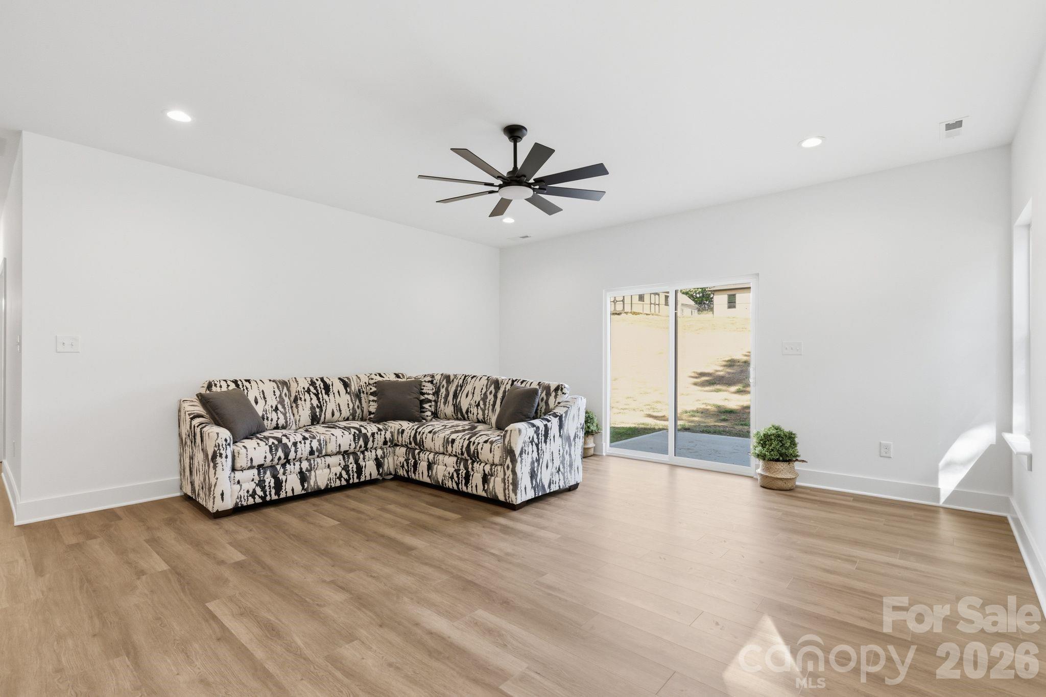 325 N Chapel Street — Landis
