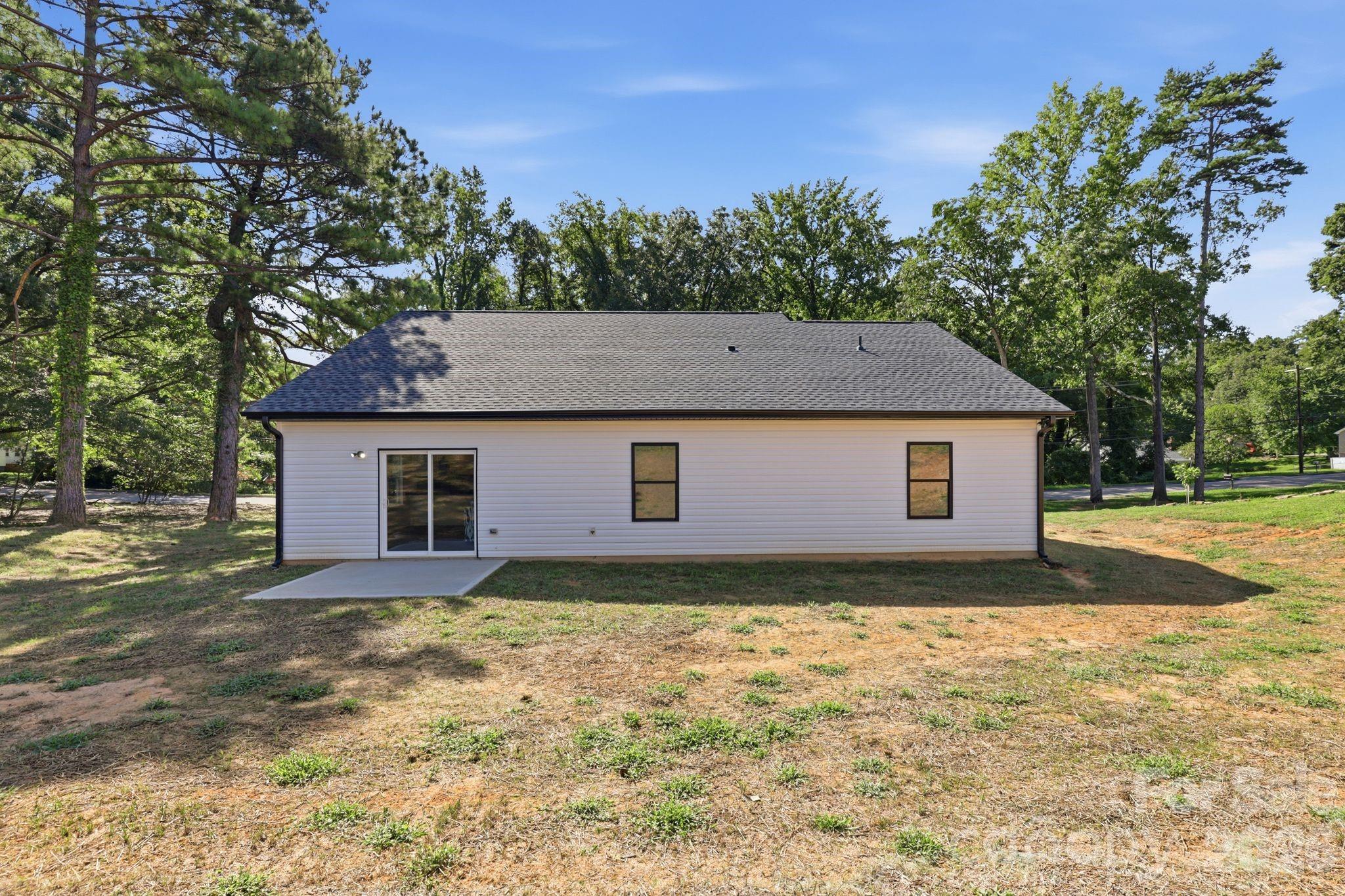 325 N Chapel Street — Landis