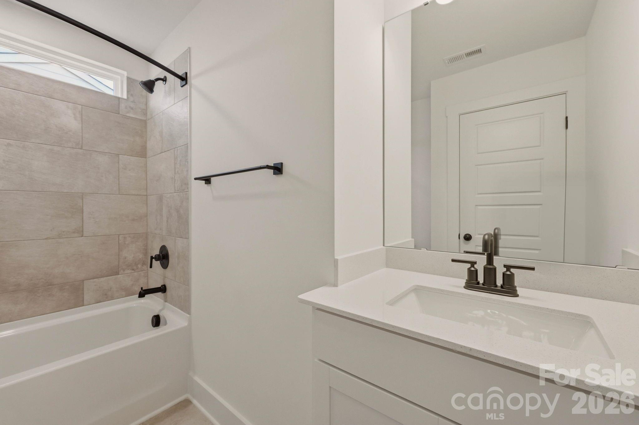 4019 Bass River Parkway — Charlotte