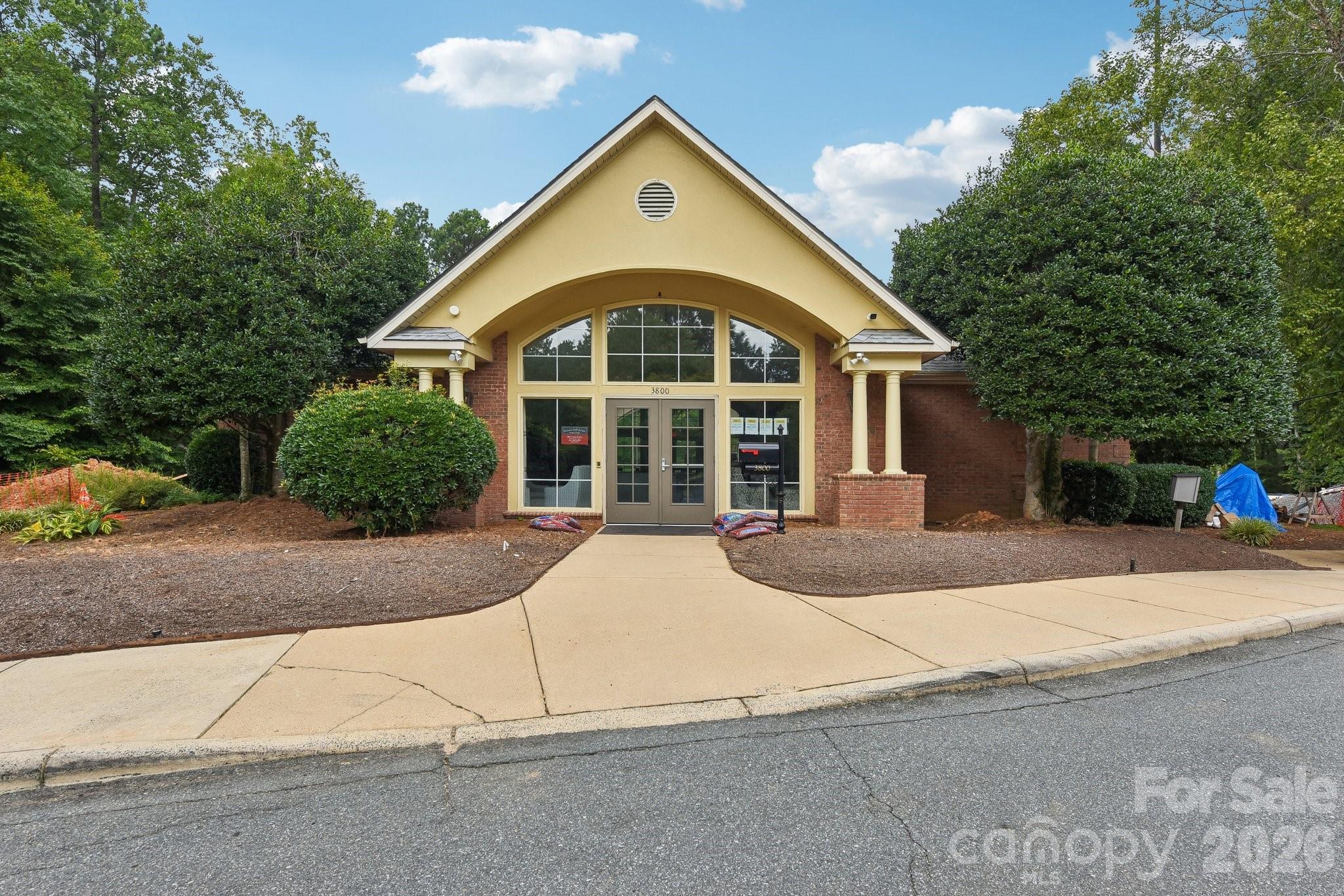 4123 Mountain Cove Drive — Charlotte