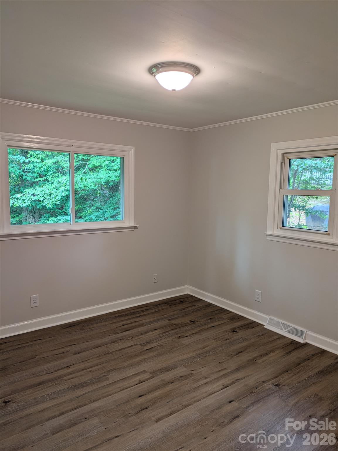 1002 Hemlock Drive — Shelby