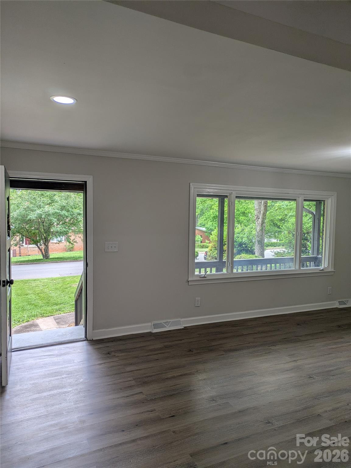 1002 Hemlock Drive — Shelby