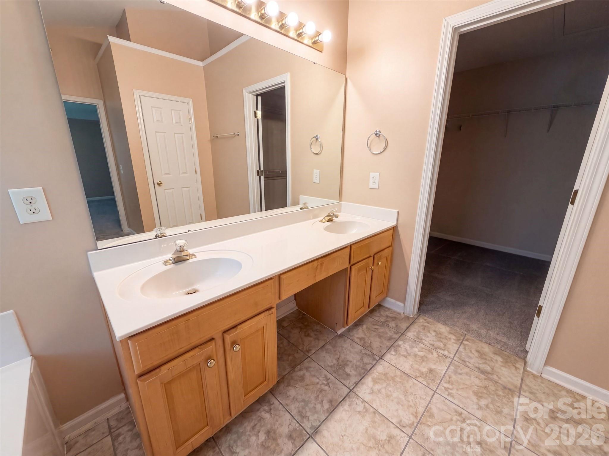 3106 Arklow Road — Charlotte