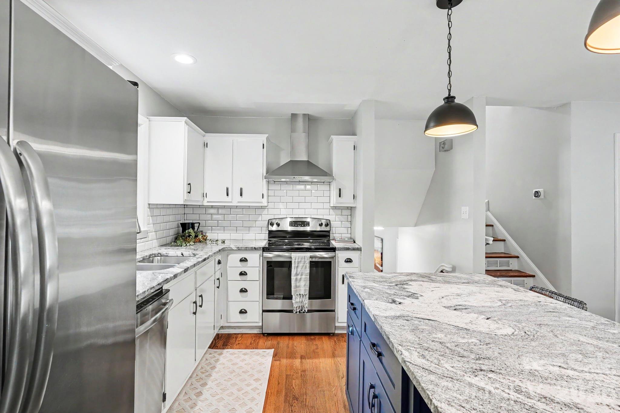 7316 Thorncliff Drive — Charlotte