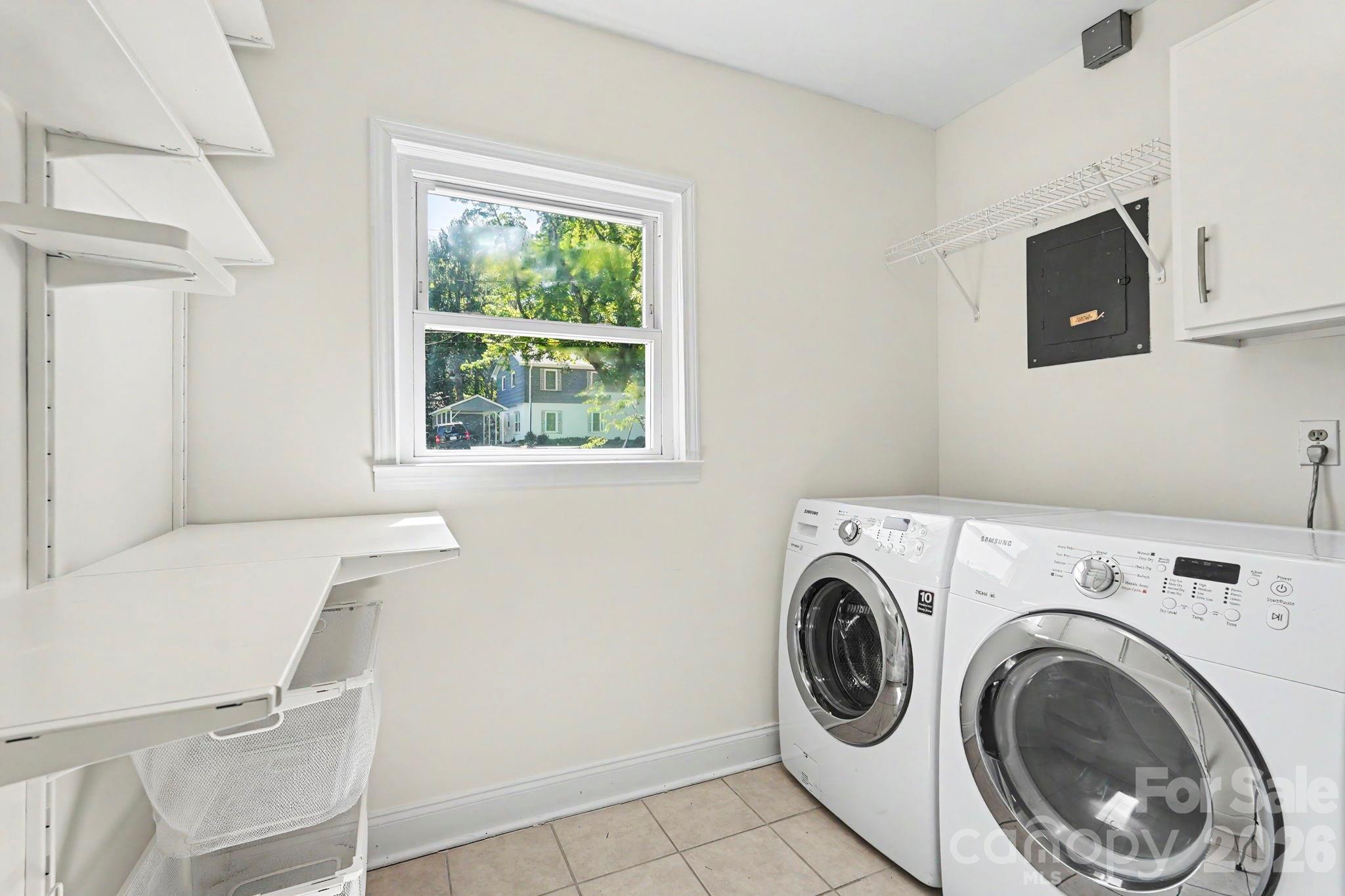 7316 Thorncliff Drive — Charlotte