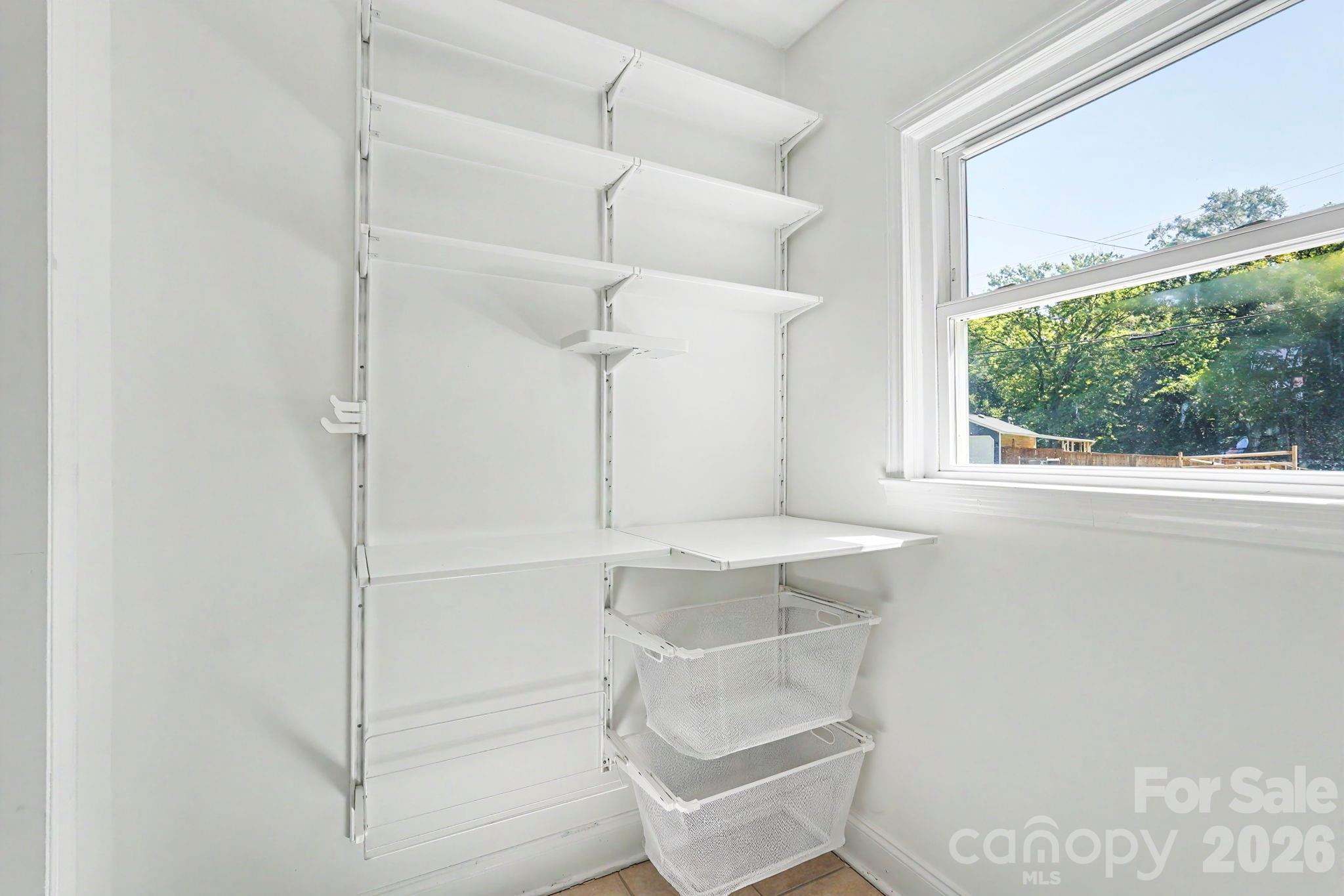 7316 Thorncliff Drive — Charlotte