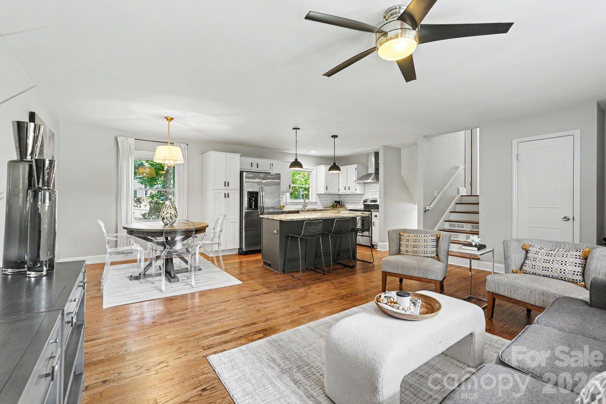 7316 Thorncliff Drive — Charlotte
