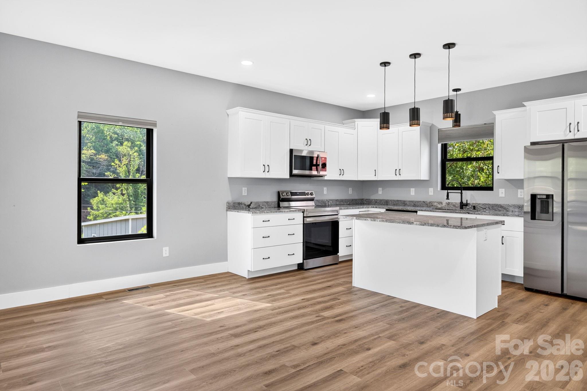 613 Salem Heights Lane — Swannanoa