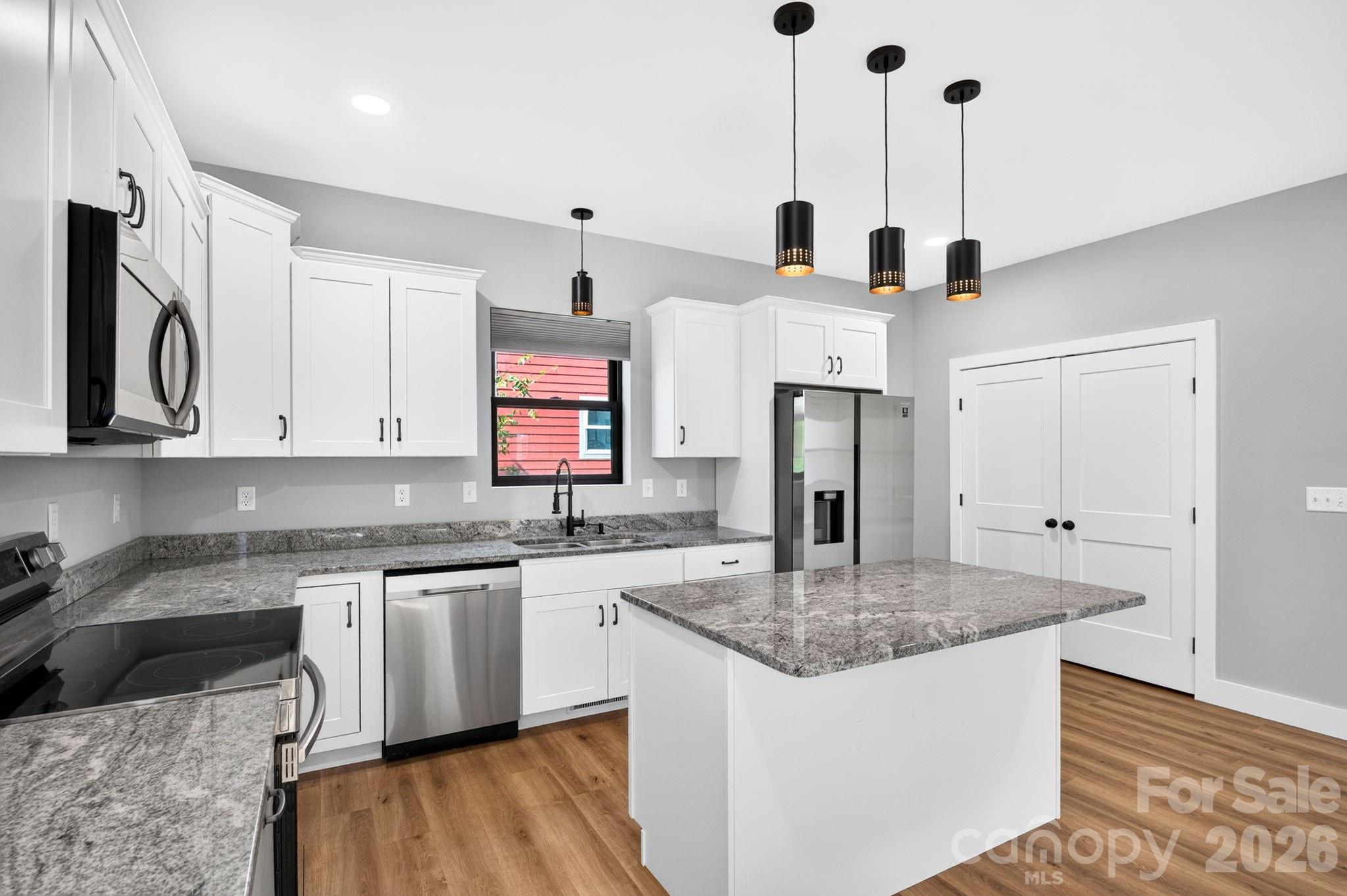 613 Salem Heights Lane — Swannanoa
