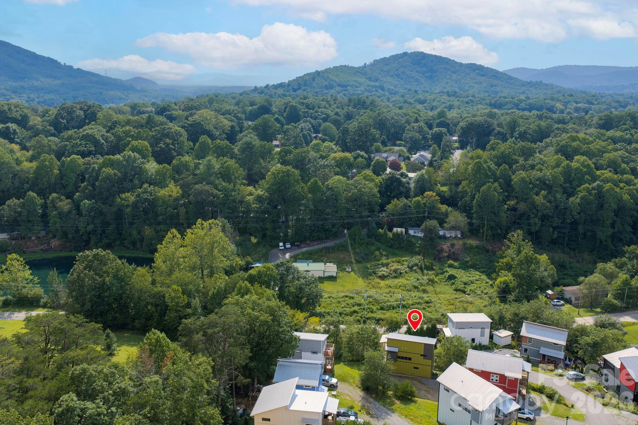 613 Salem Heights Lane — Swannanoa