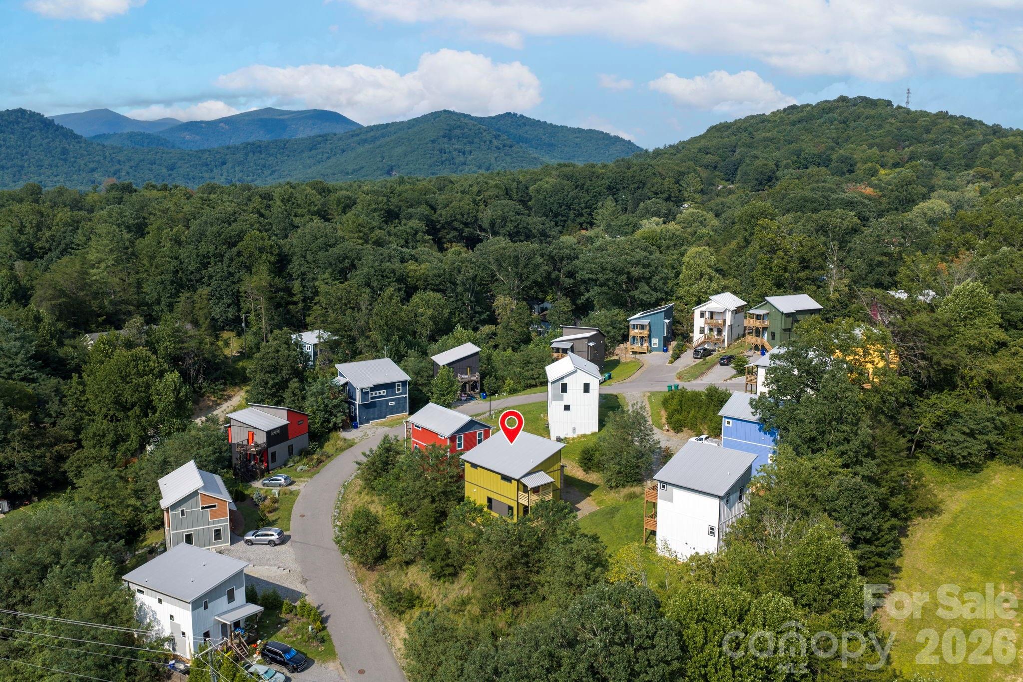 613 Salem Heights Lane — Swannanoa