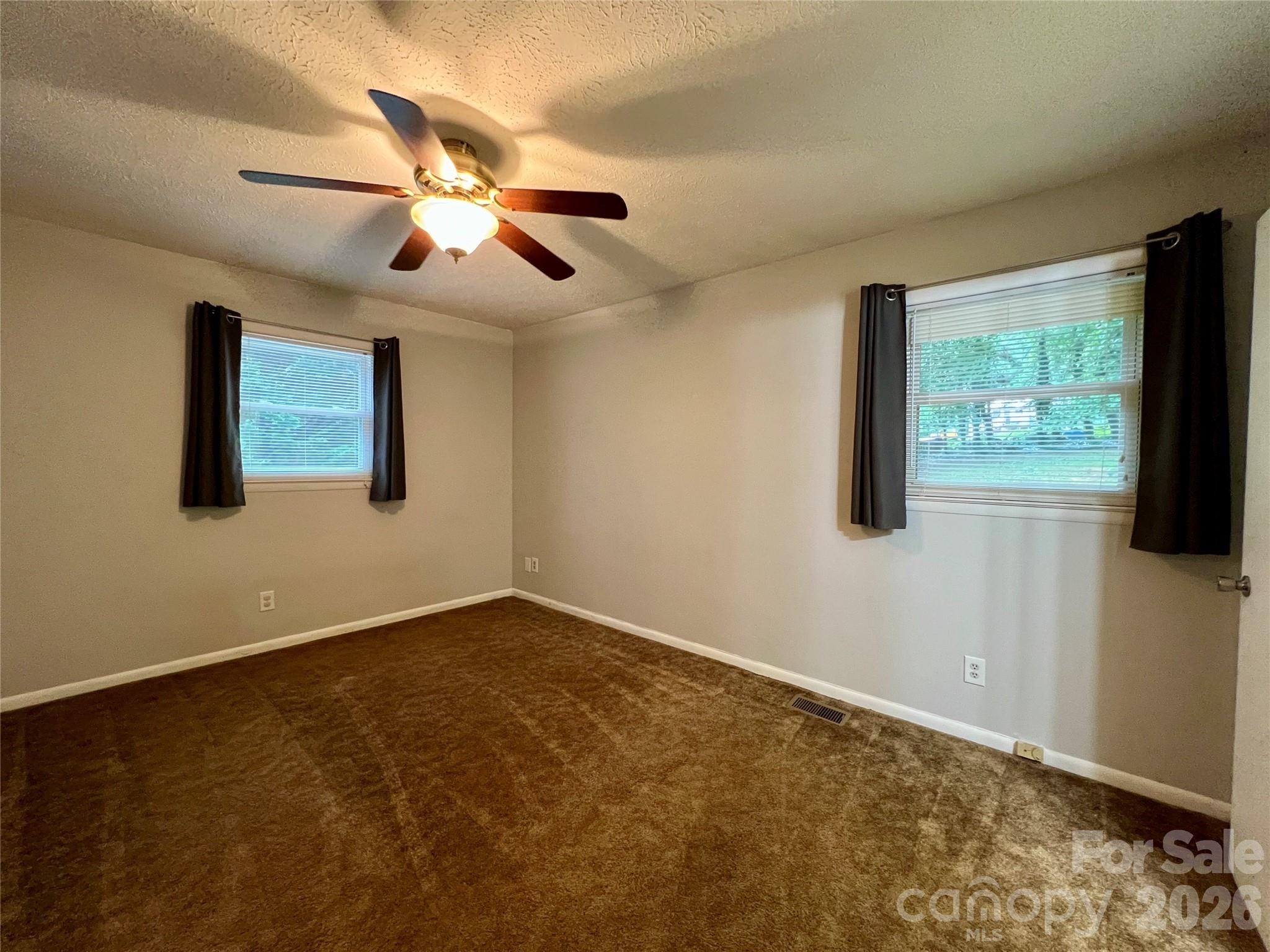 28 Fairhaven Court — Asheville