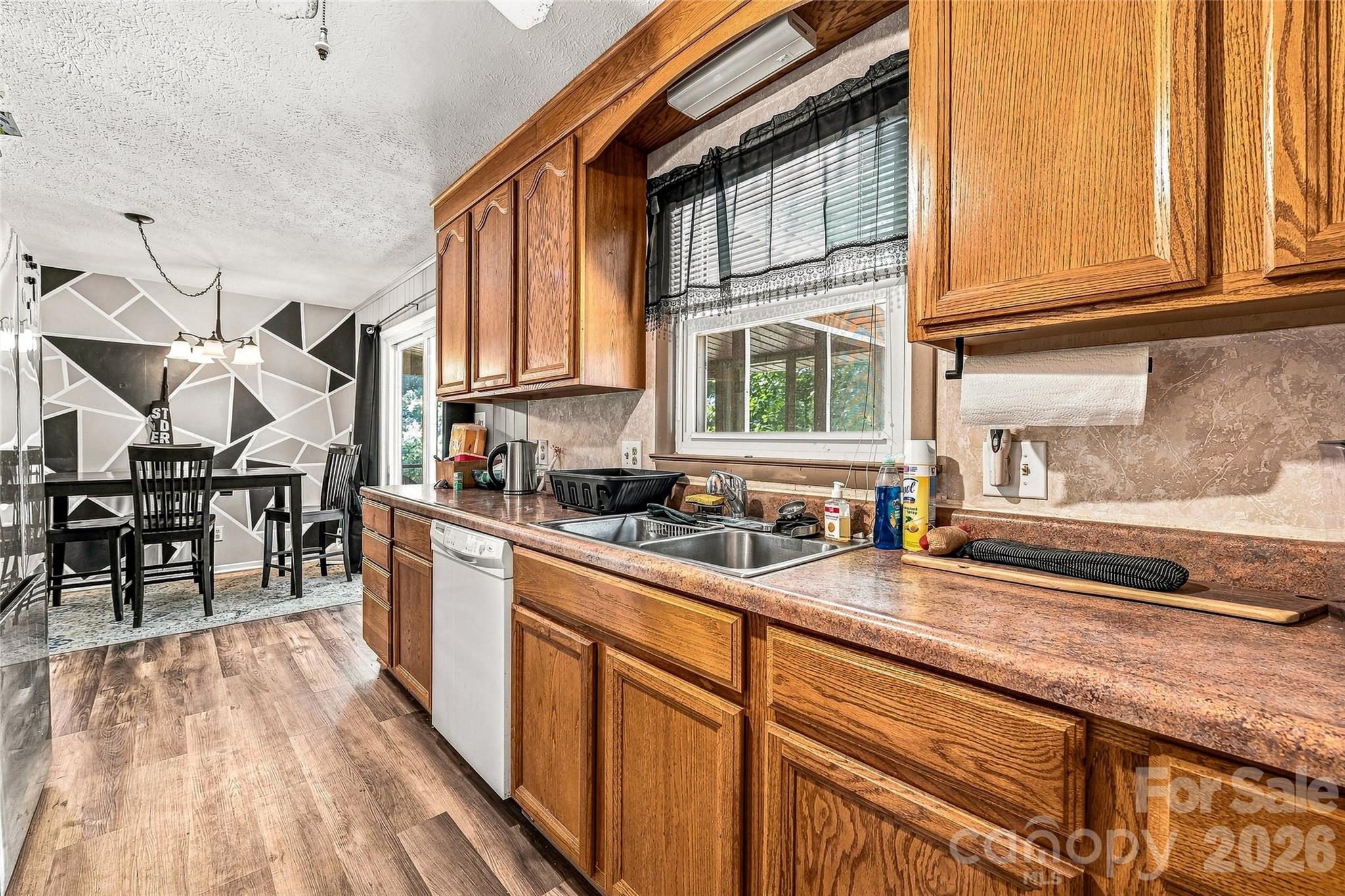 28 Fairhaven Court — Asheville